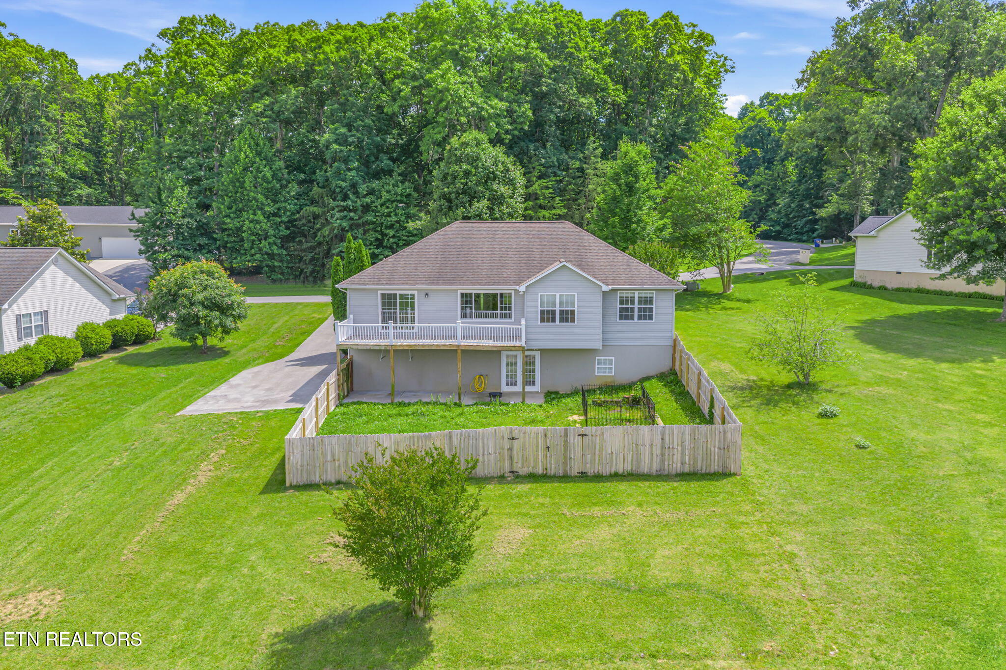 138 Country Way Road Vonore TN 37885