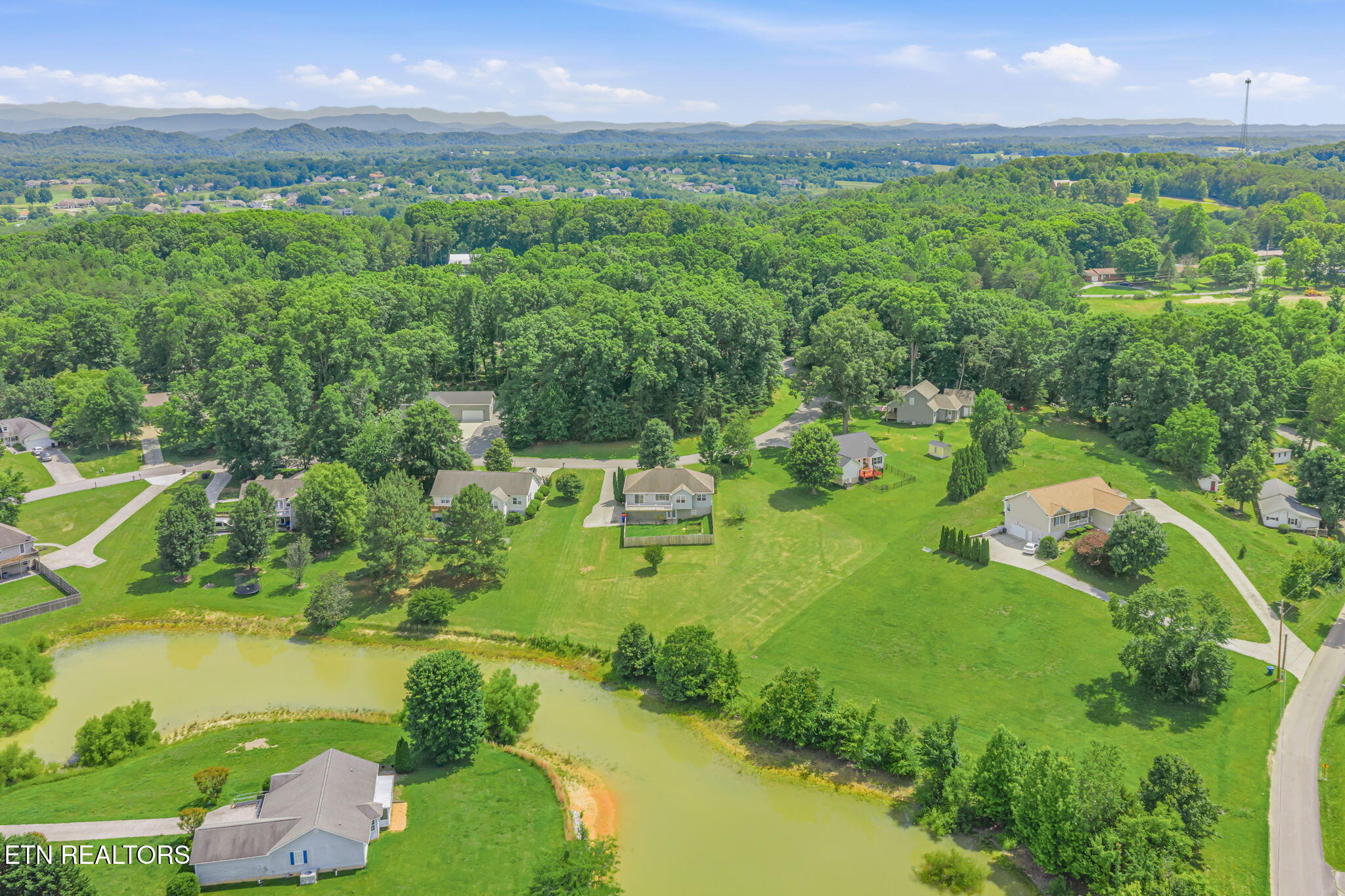 138 Country Way Road Vonore TN 37885