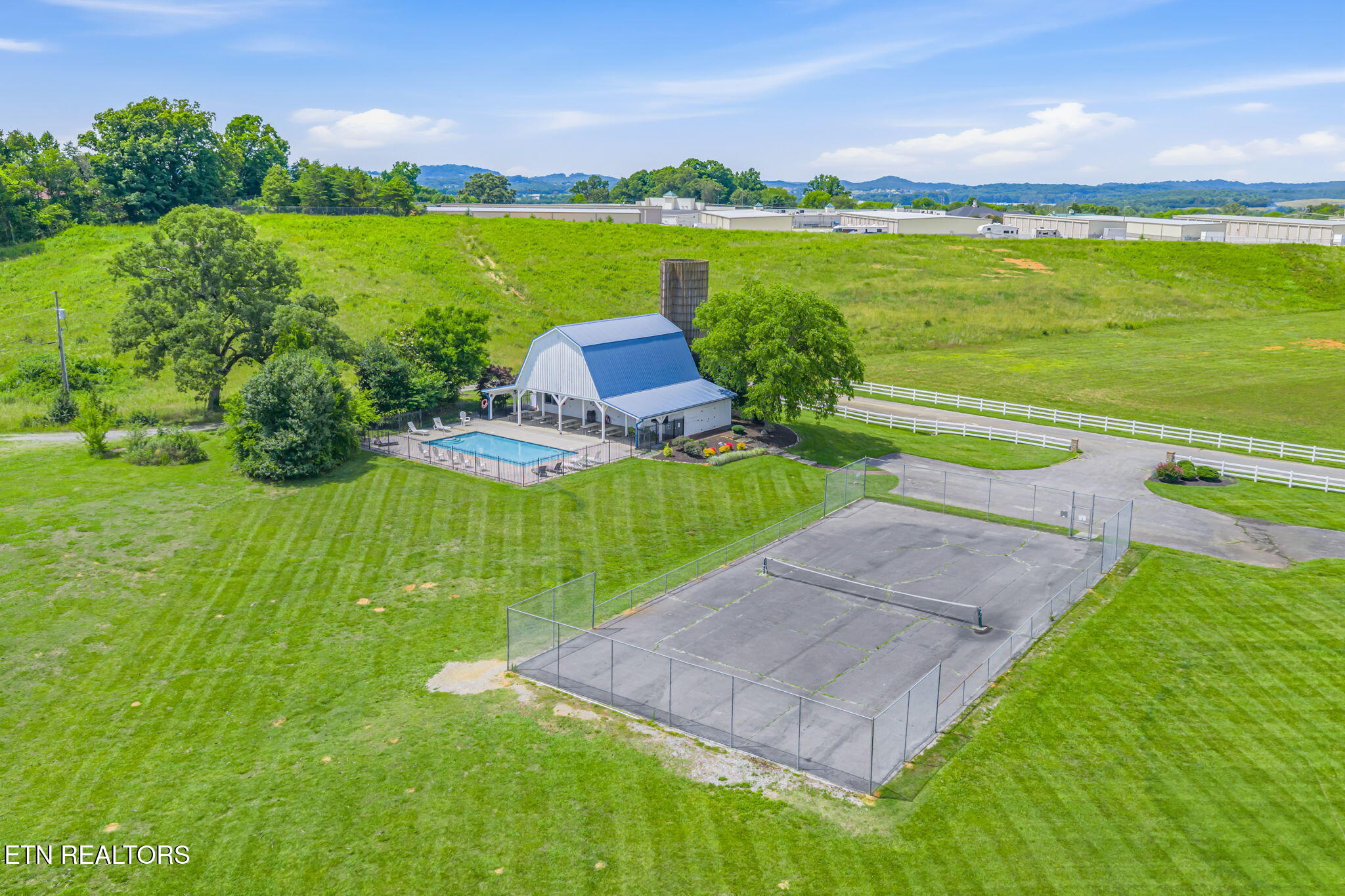 138 Country Way Road Vonore TN 37885