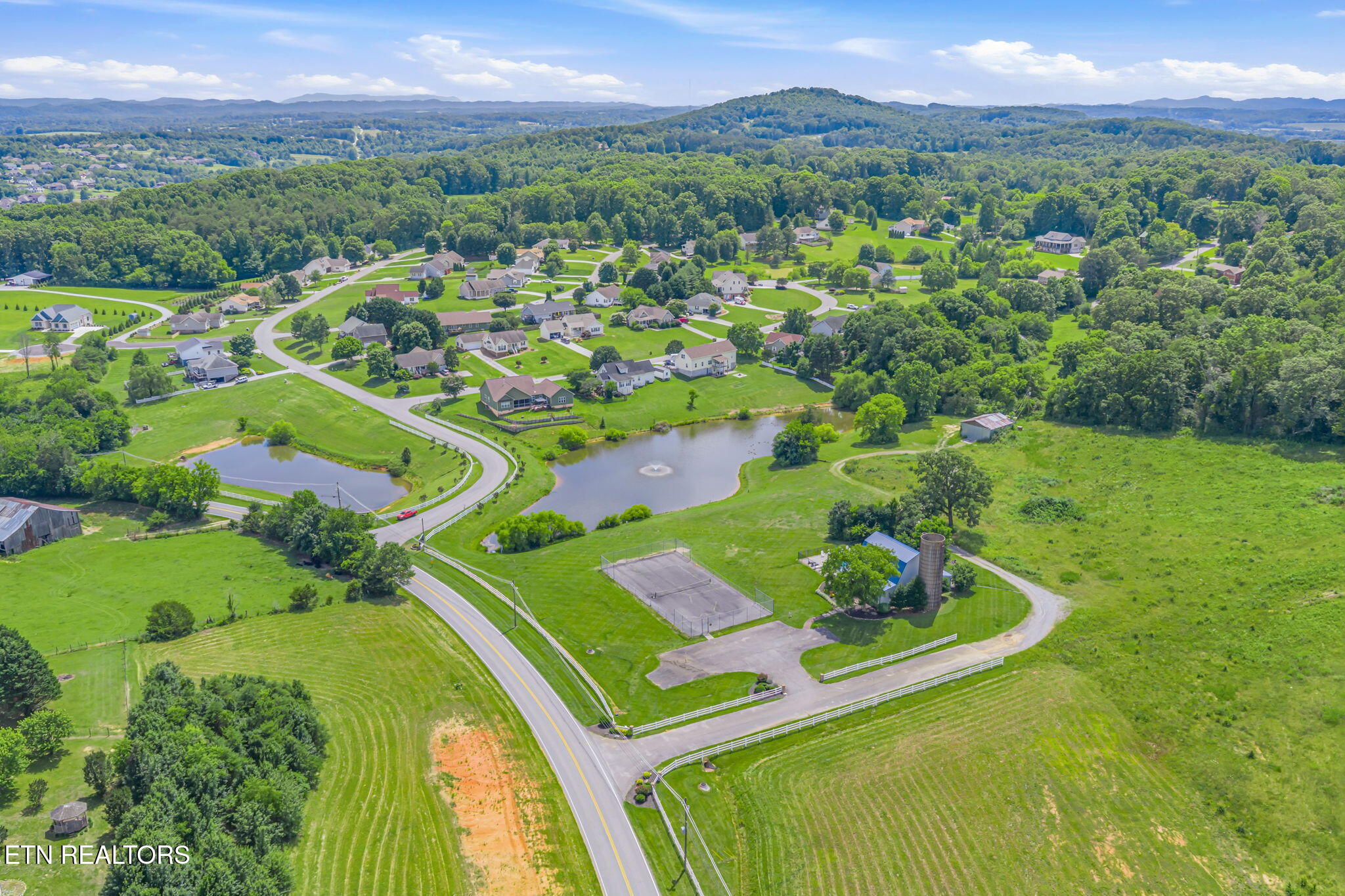 138 Country Way Road Vonore TN 37885