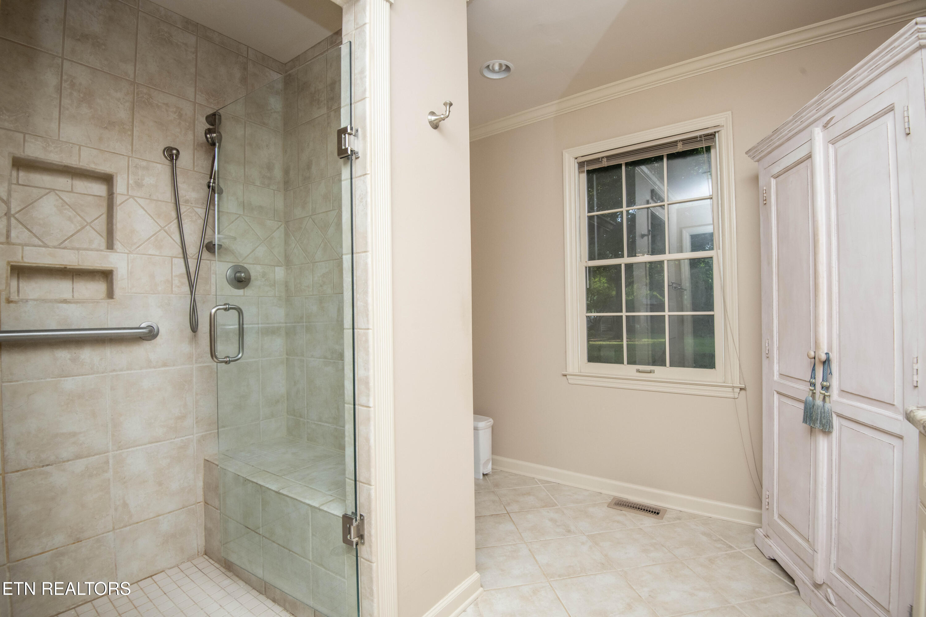 204 Nutwood Circle Knoxville TN 37934