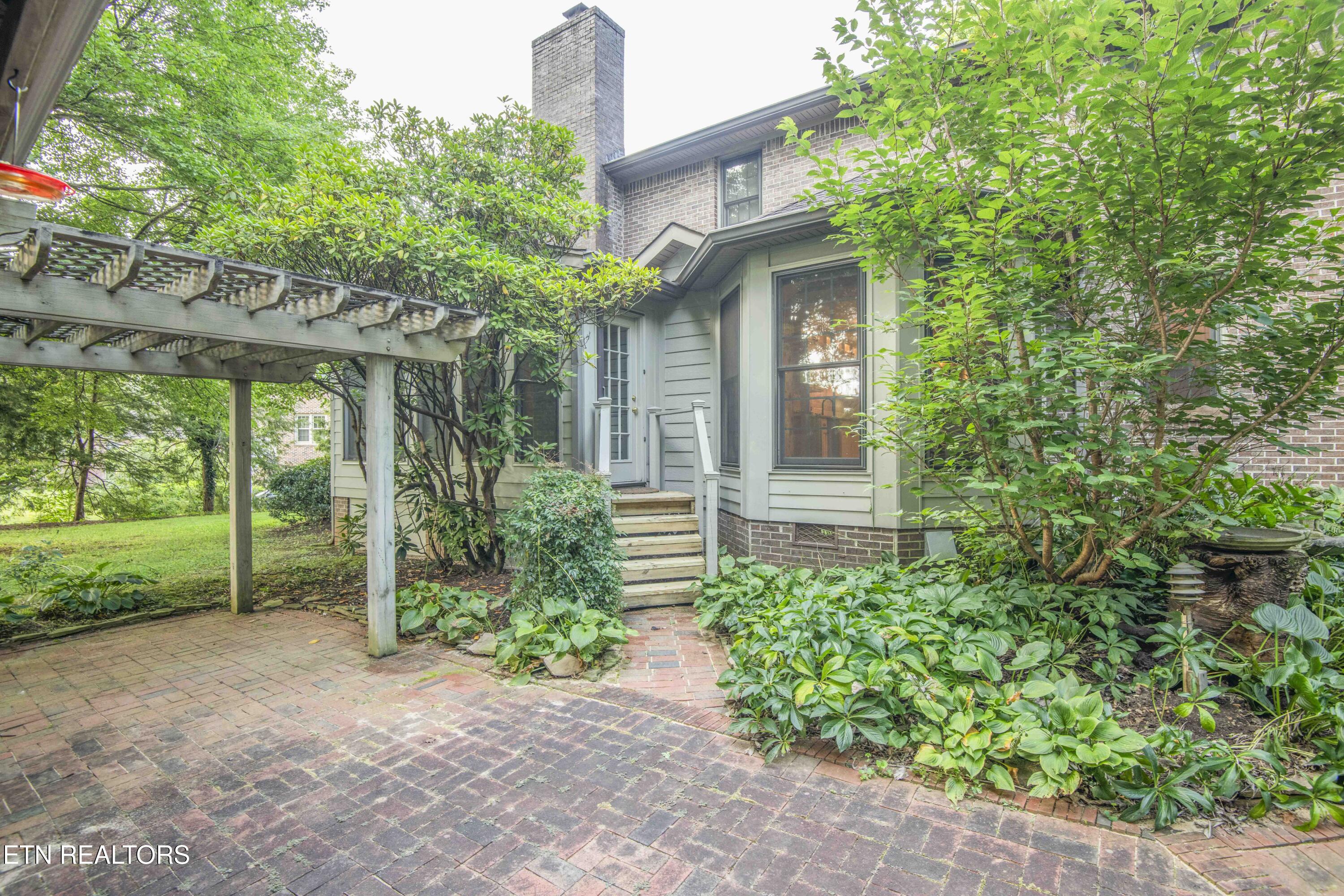 204 Nutwood Circle Knoxville TN 37934