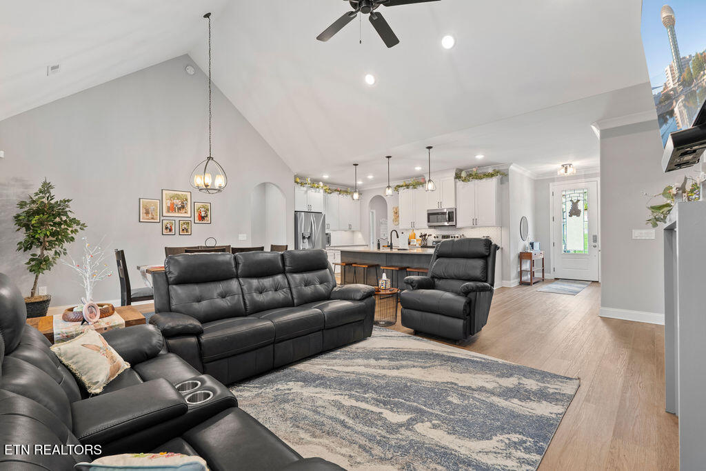 117 Ootsima Way Loudon TN 37774