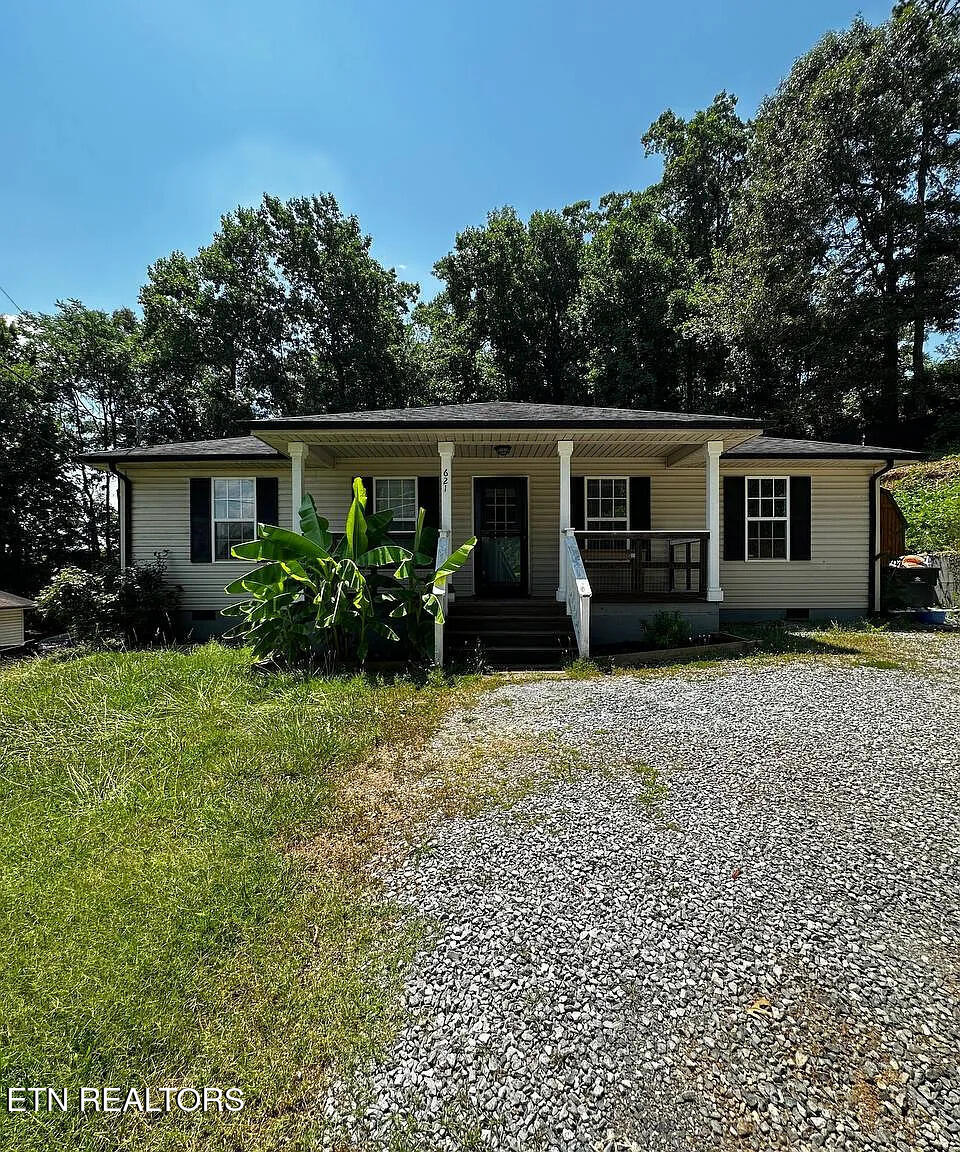 621 Latham Avenue Knoxville TN 37920