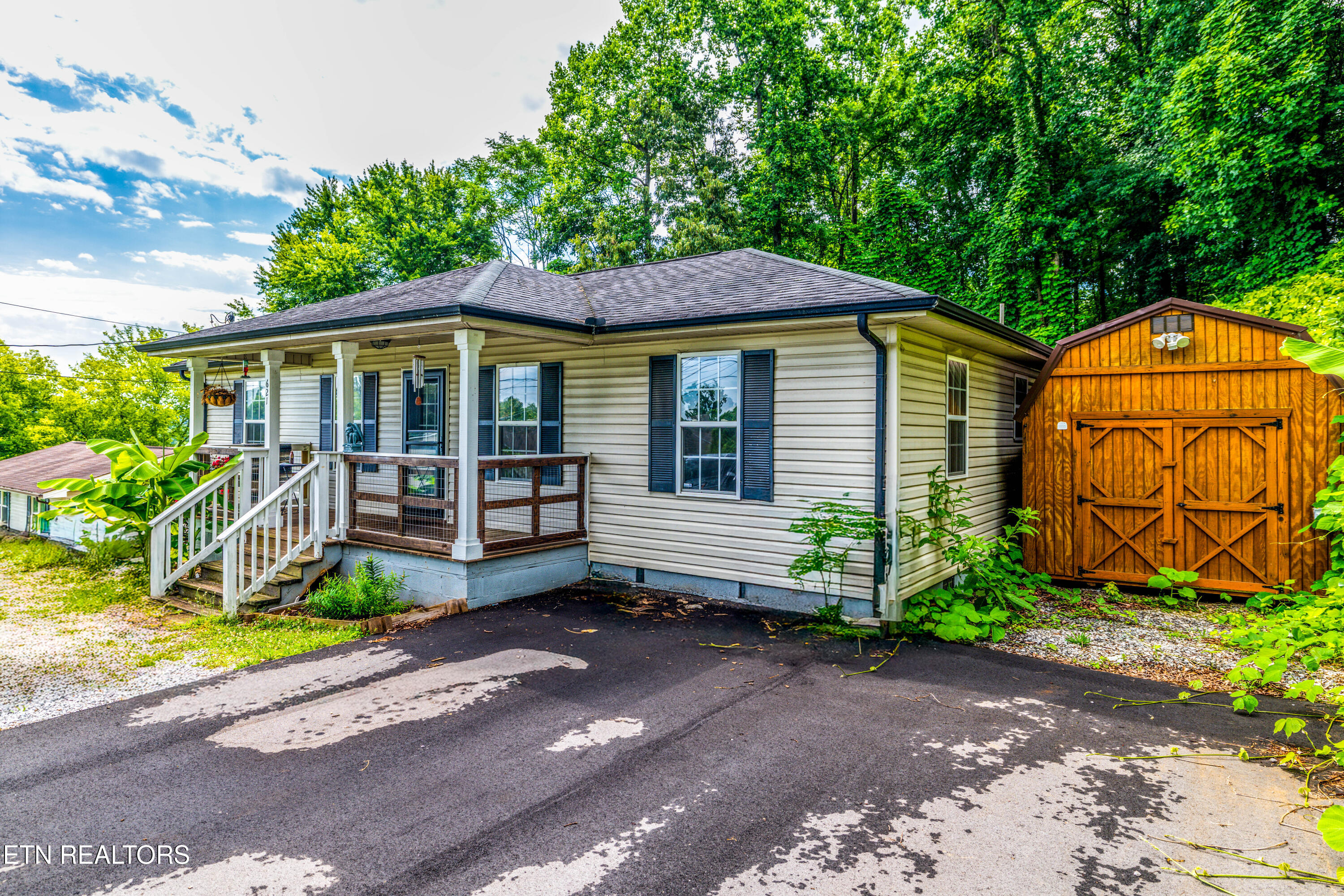 621 Latham Avenue Knoxville TN 37920