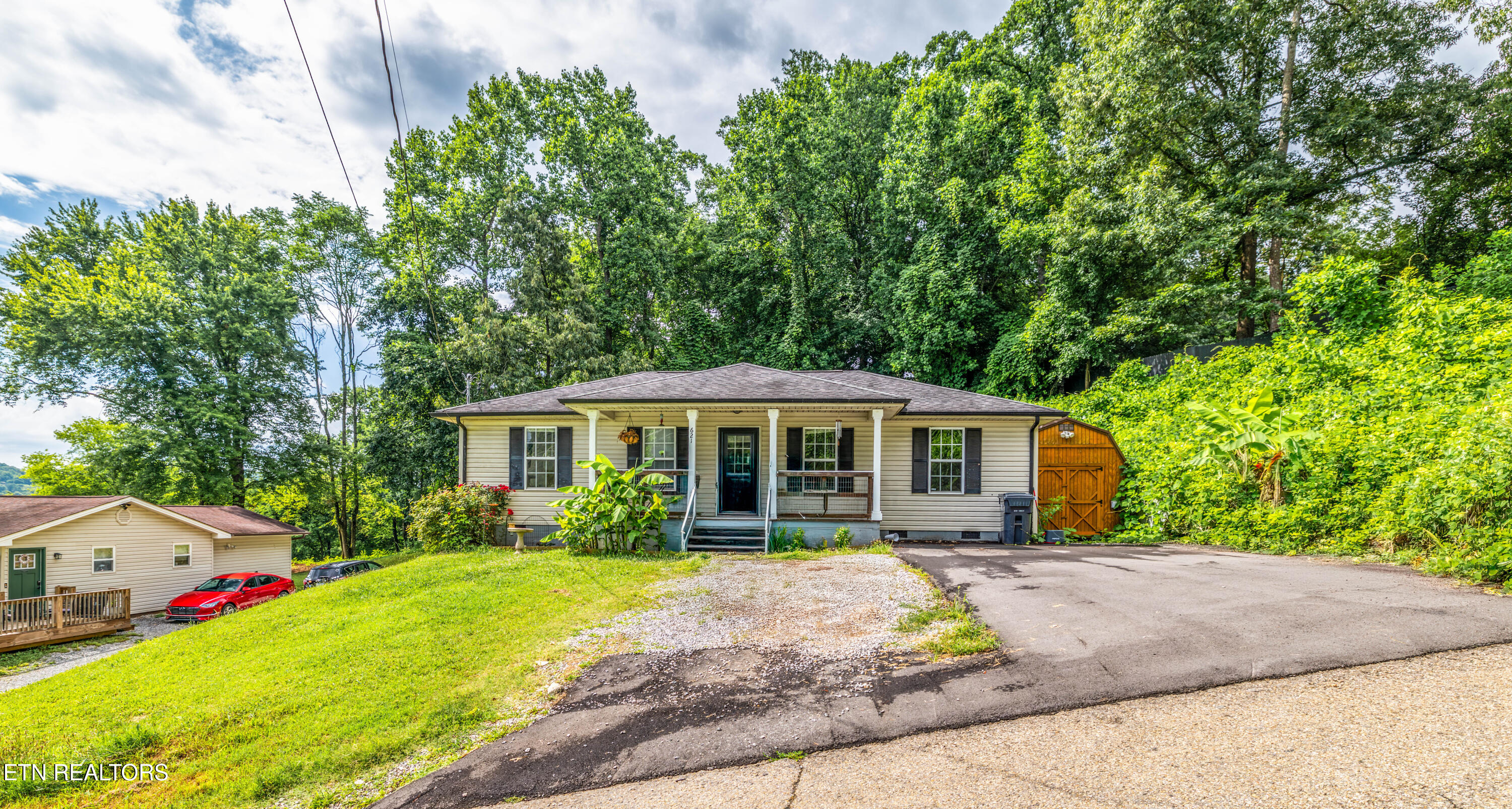 621 Latham Avenue Knoxville TN 37920