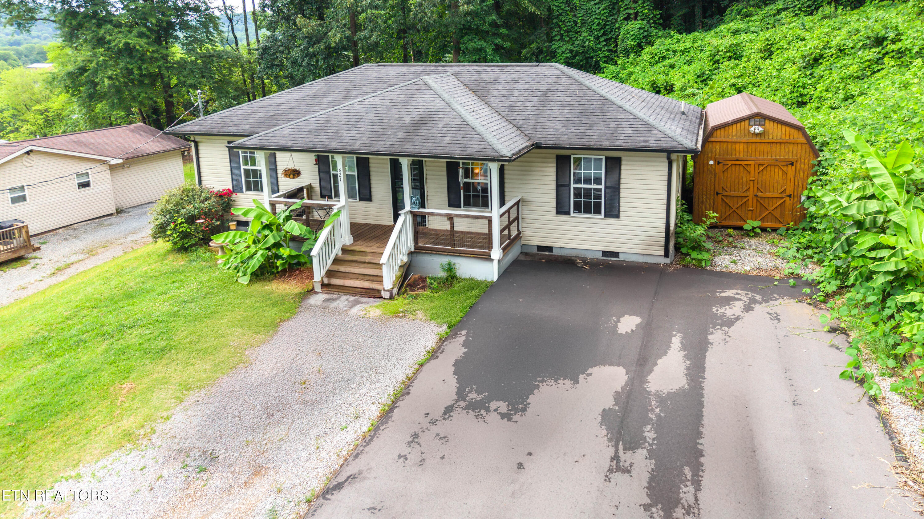 621 Latham Avenue Knoxville TN 37920