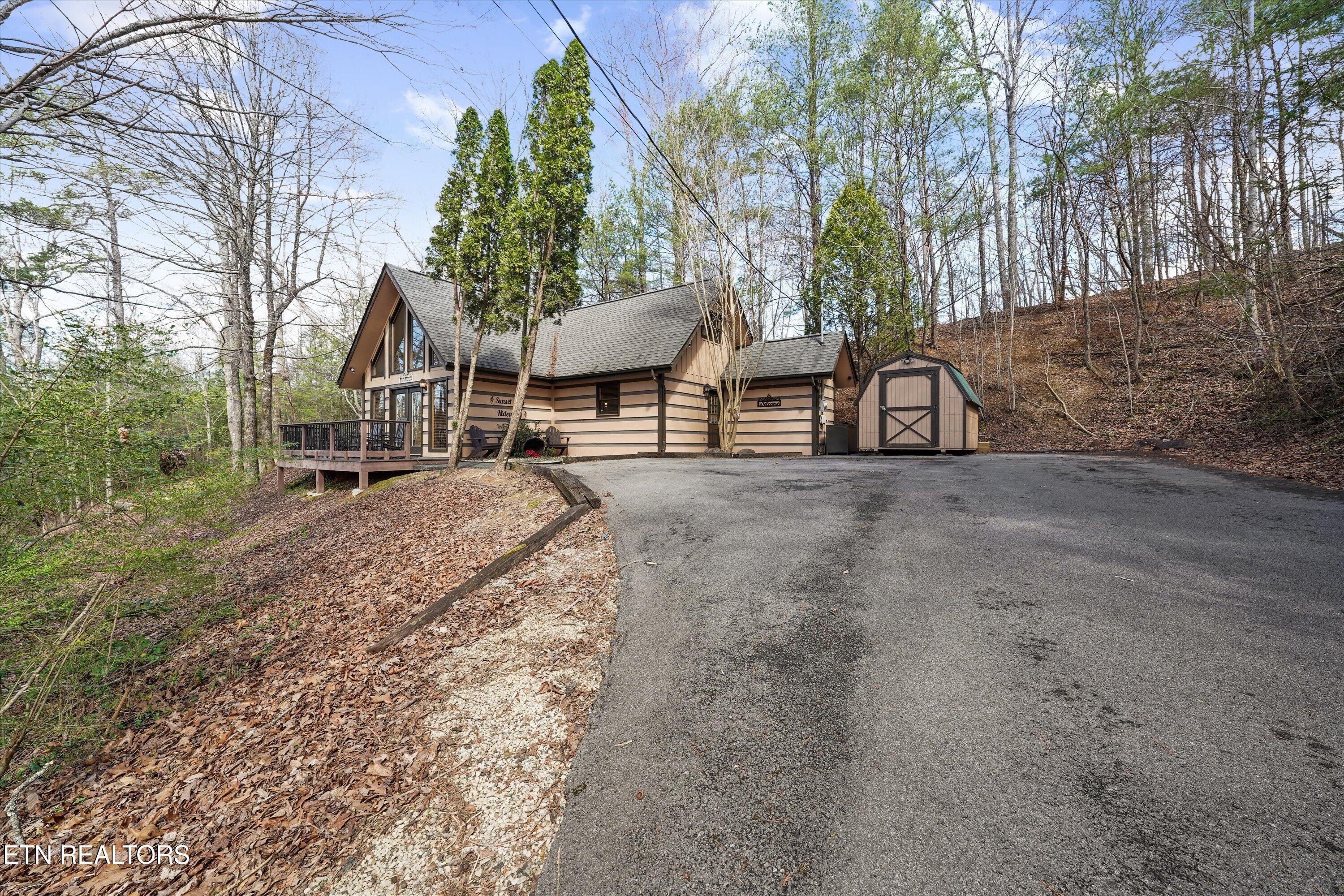 1639 Joshua Way Sevierville TN 37876
