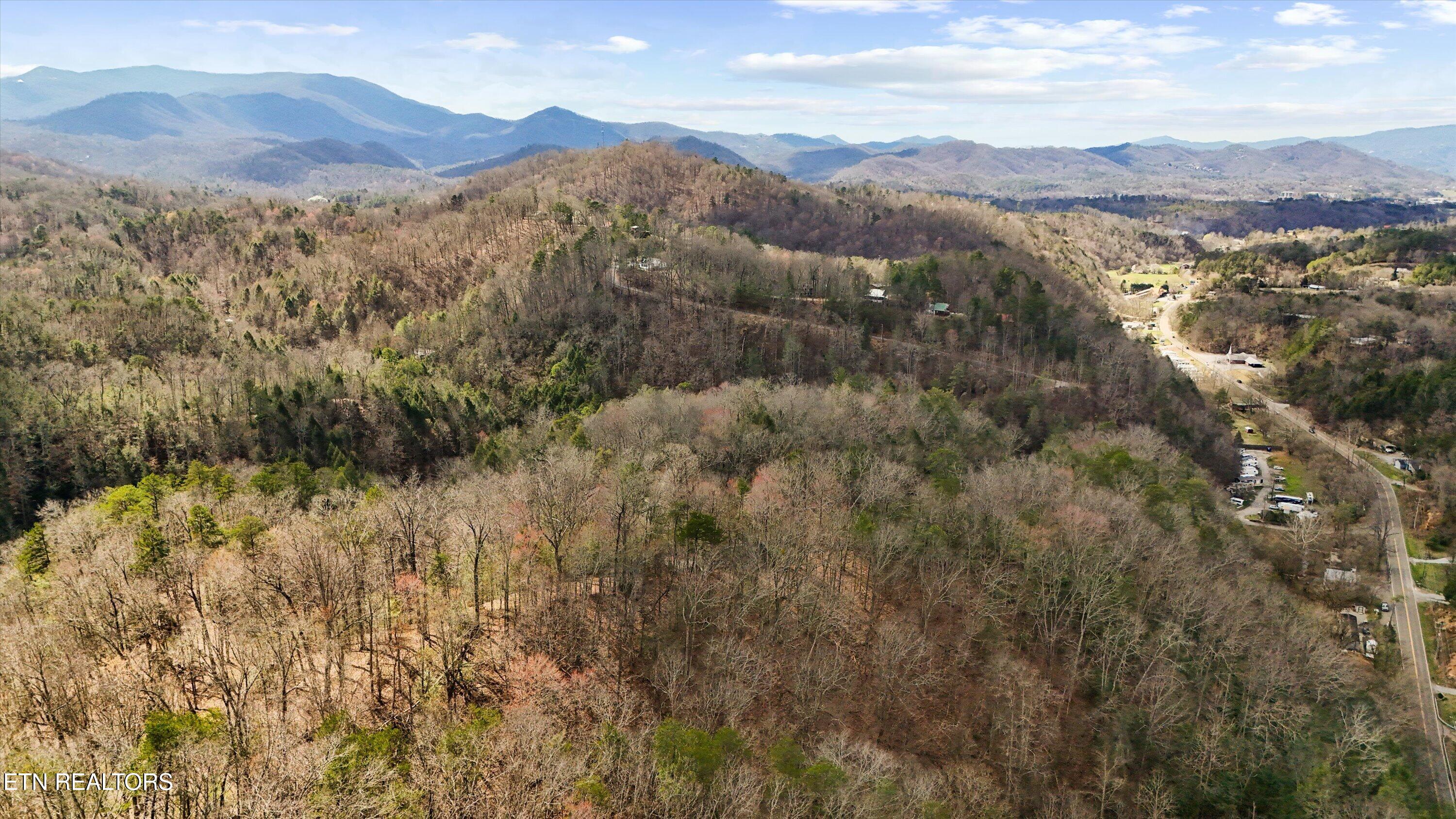 1639 Joshua Way Sevierville TN 37876