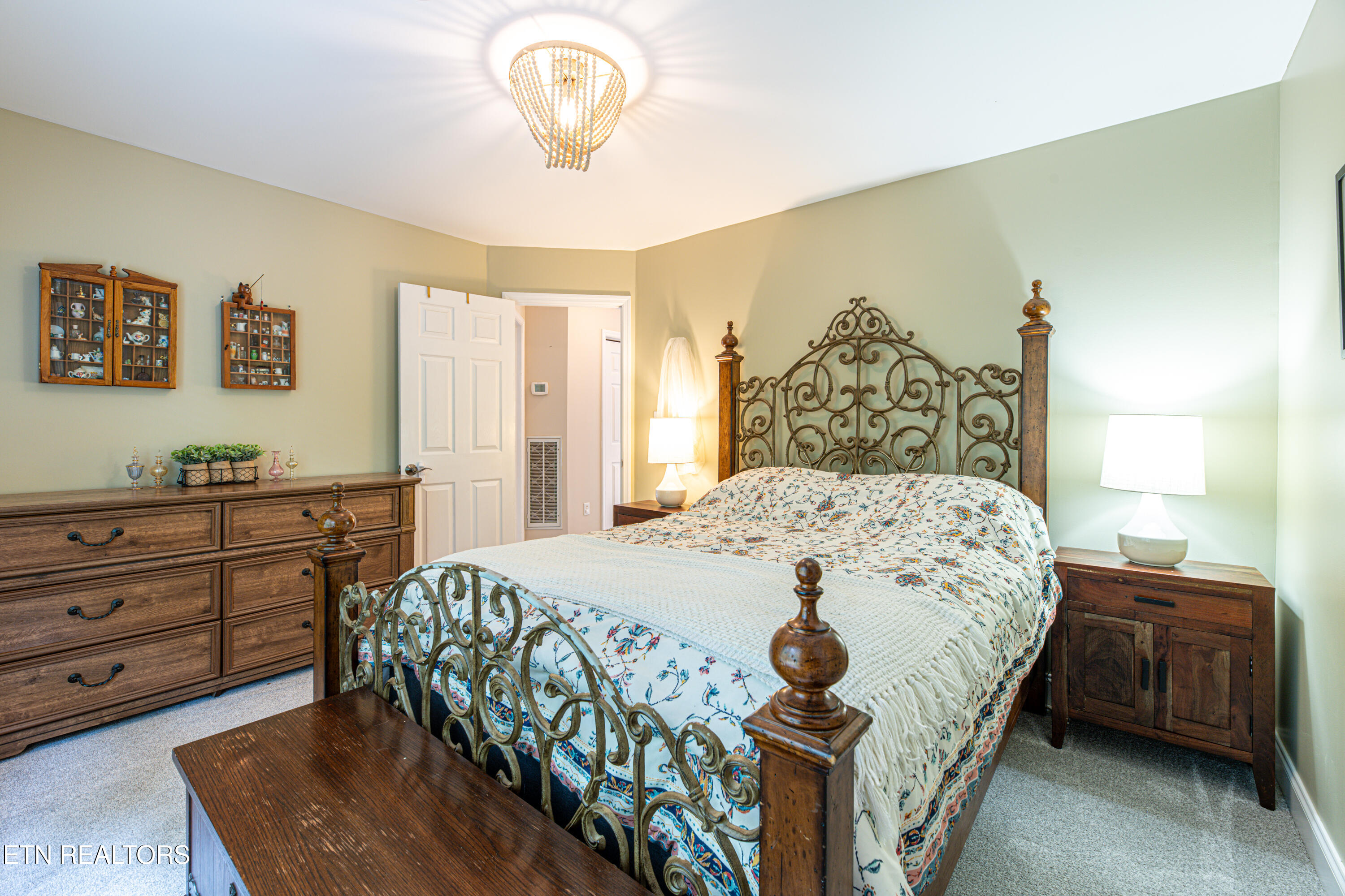 1805 Shady Hollow Lane Knoxville TN 37922