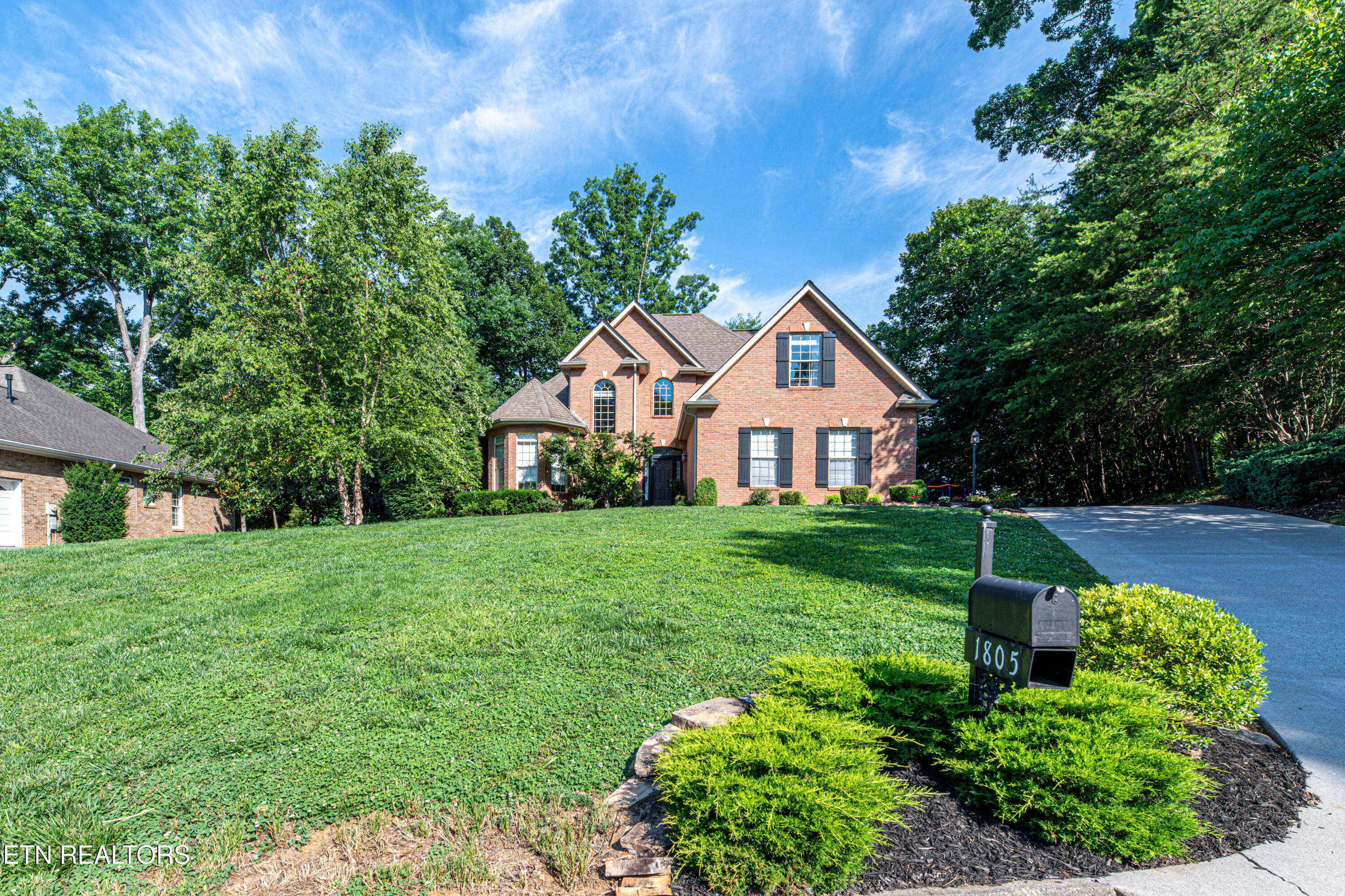 1805 Shady Hollow Lane Knoxville TN 37922