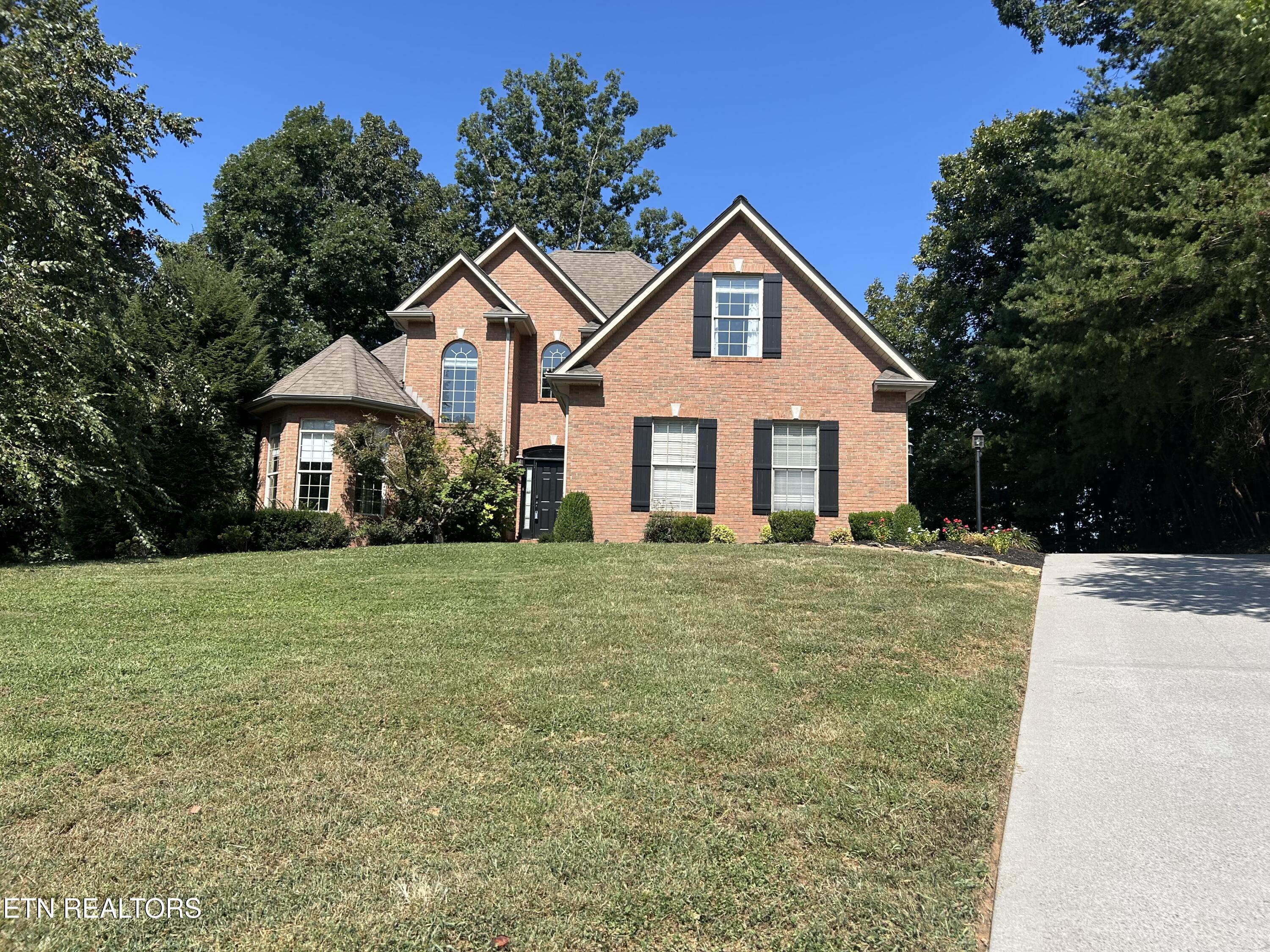 1805 Shady Hollow Lane Knoxville TN 37922