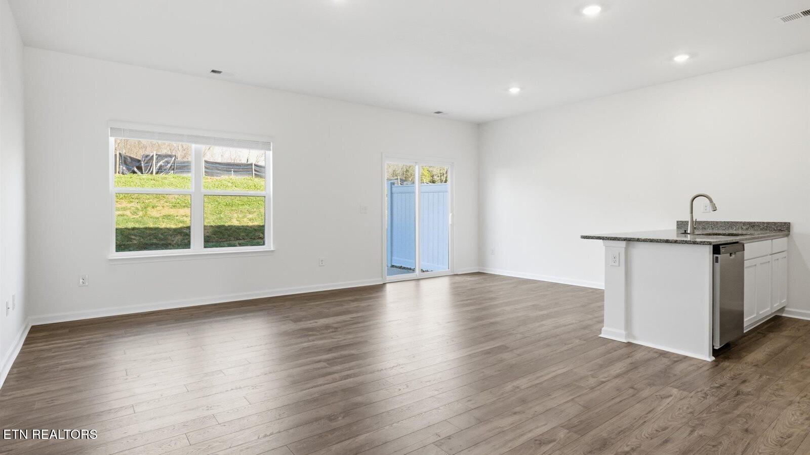 3767 Wyatt Way Kodak TN 37764
