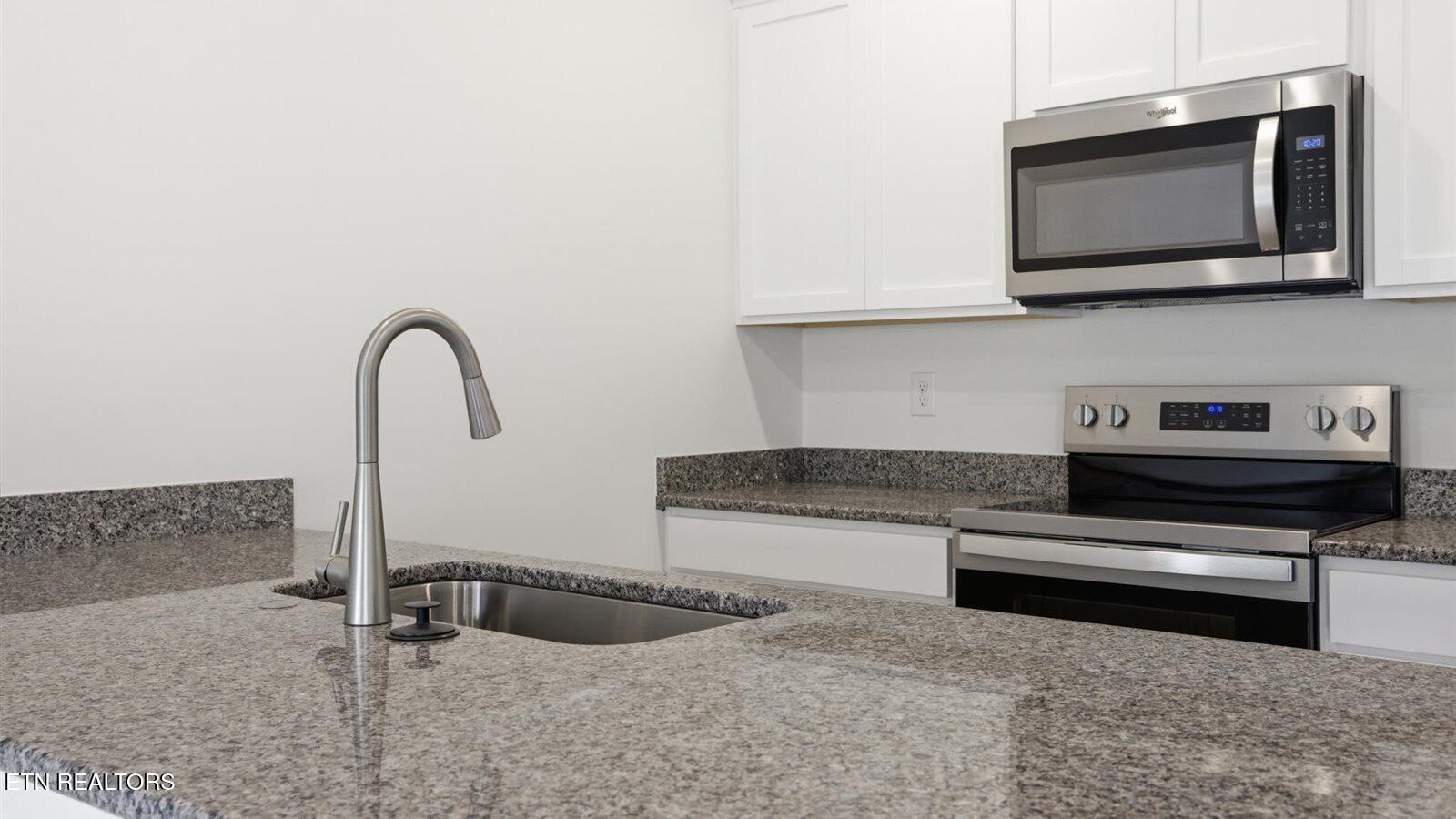 3767 Wyatt Way Kodak TN 37764