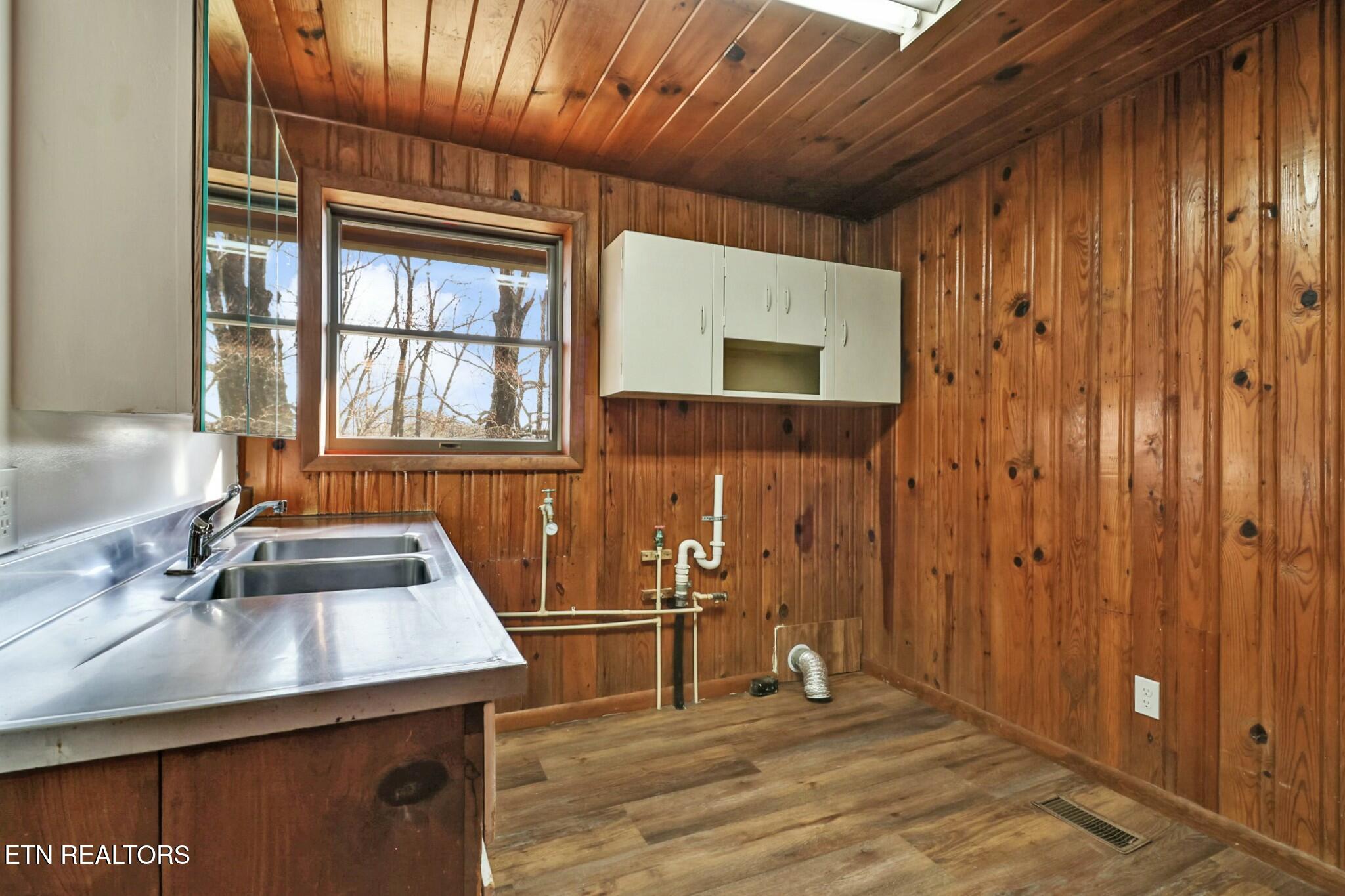 2919 Highway 68 Crossville TN 38555