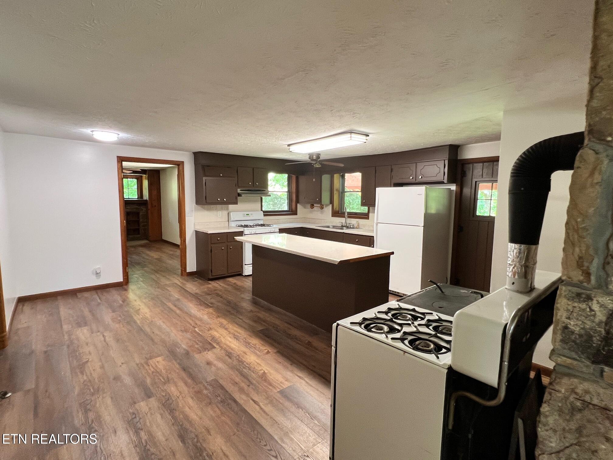 2919 Highway 68 Crossville TN 38555