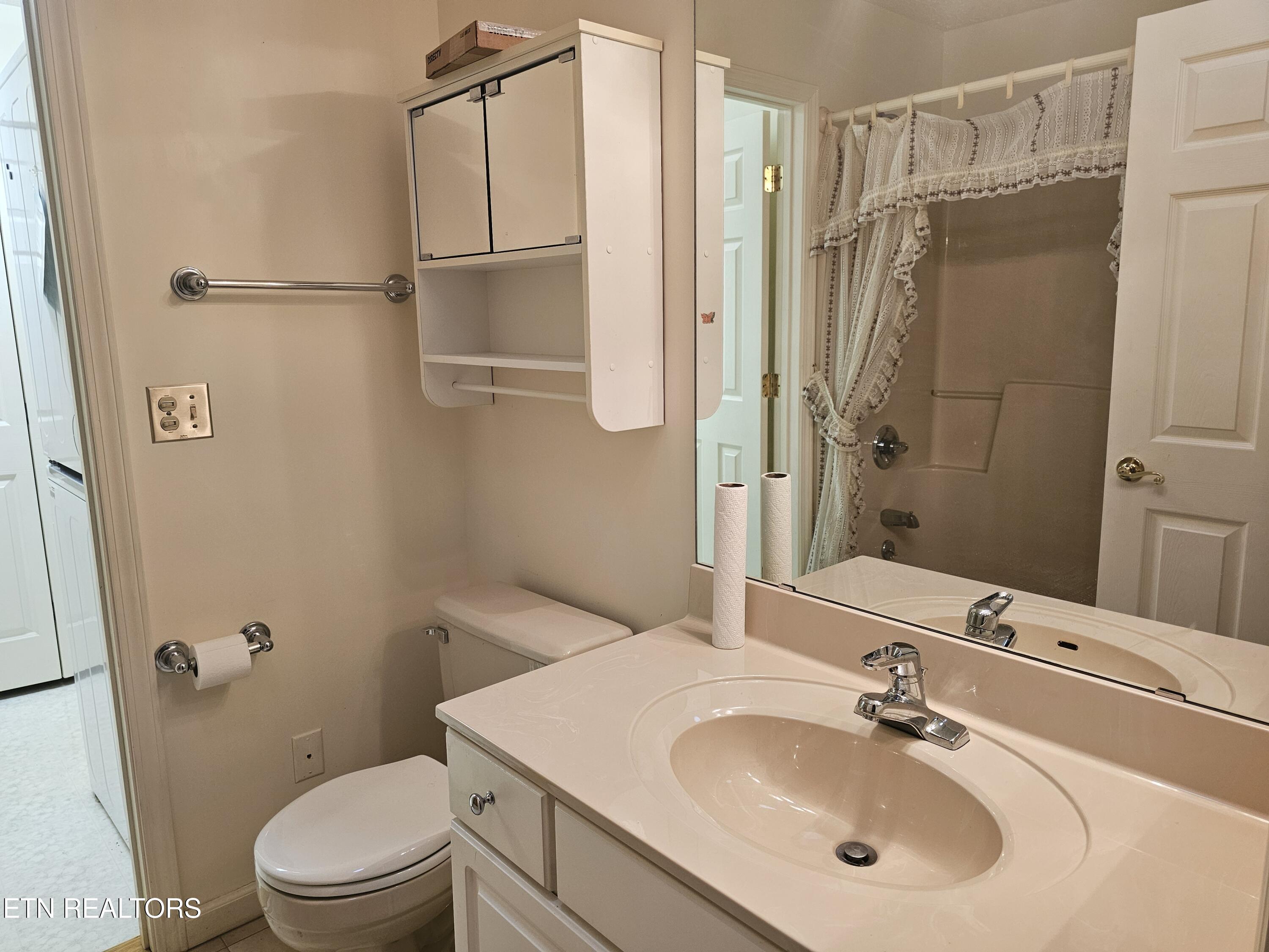 36 White Oak Circle Crossville TN 38555