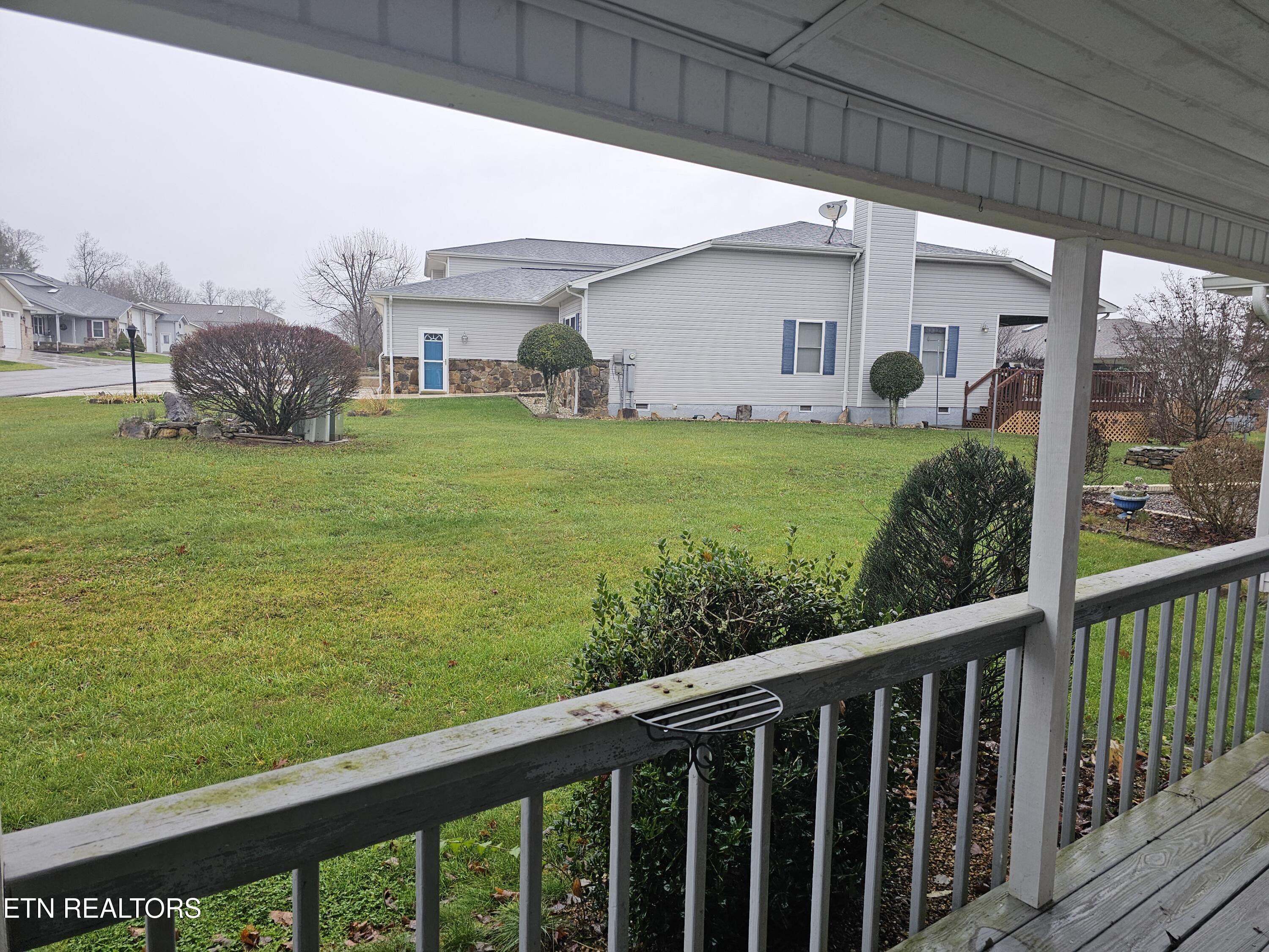 36 White Oak Circle Crossville TN 38555