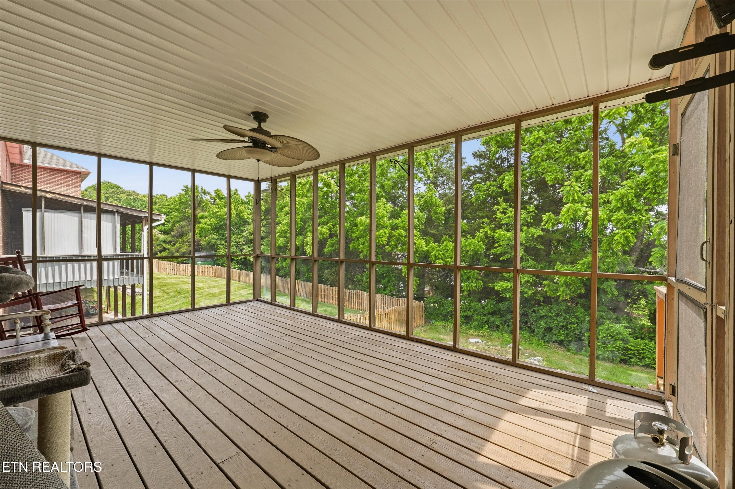 7924 Country Scene Road Knoxville TN 37938