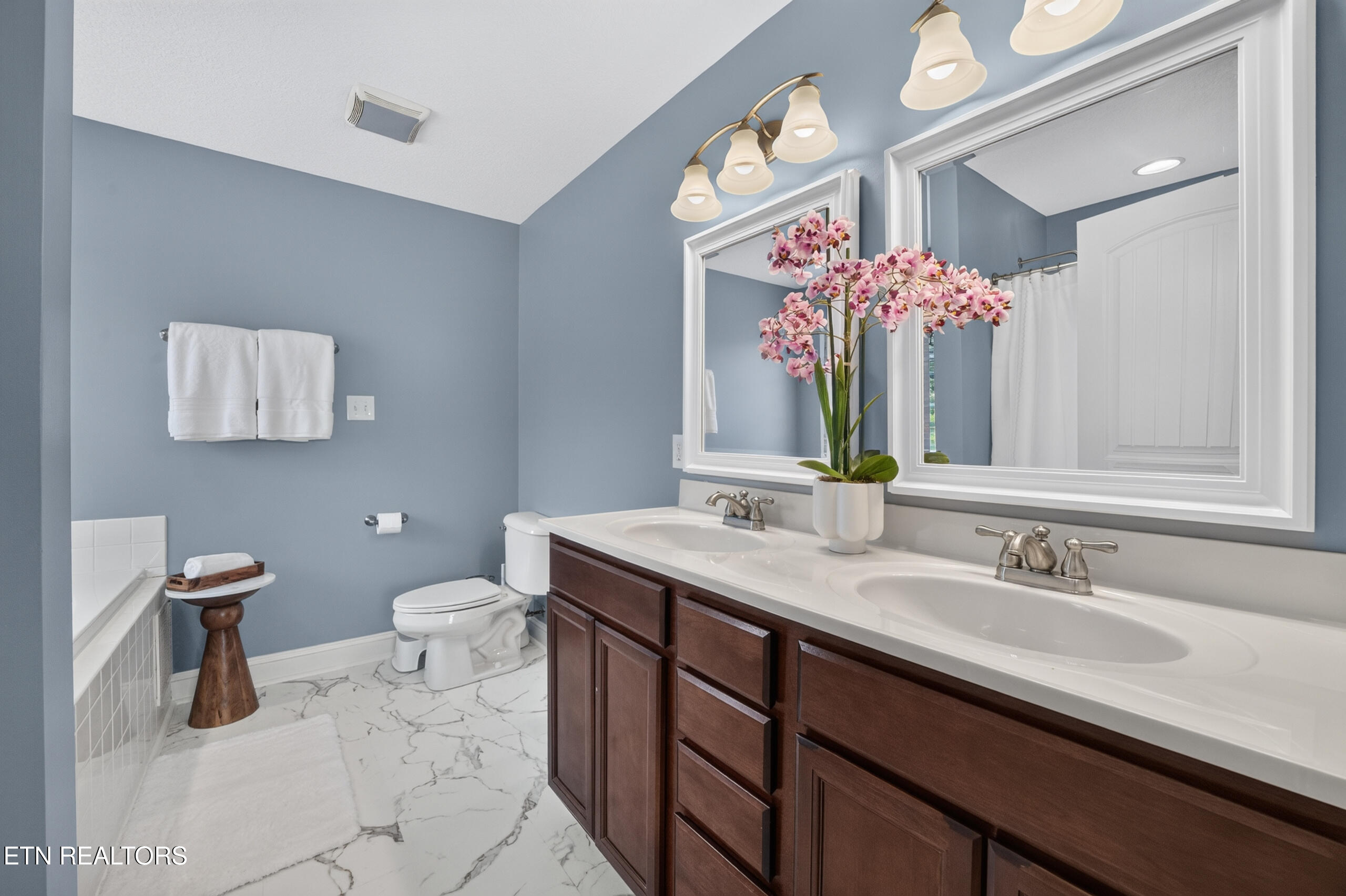 7431 Sparkle Lane Knoxville TN 37931