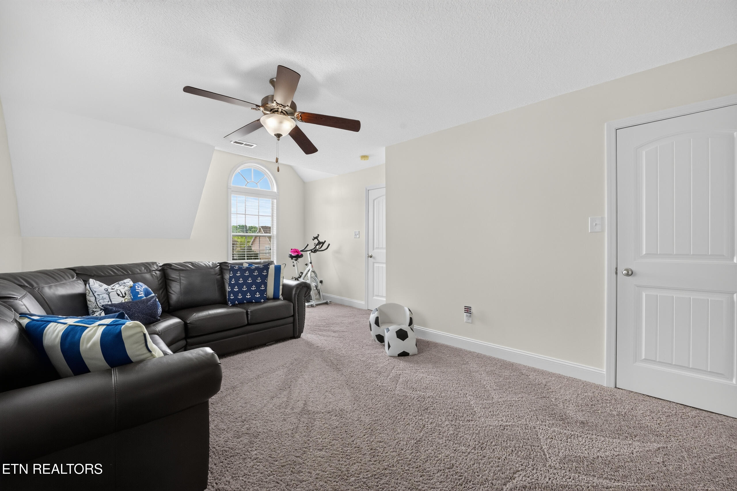 7431 Sparkle Lane Knoxville TN 37931
