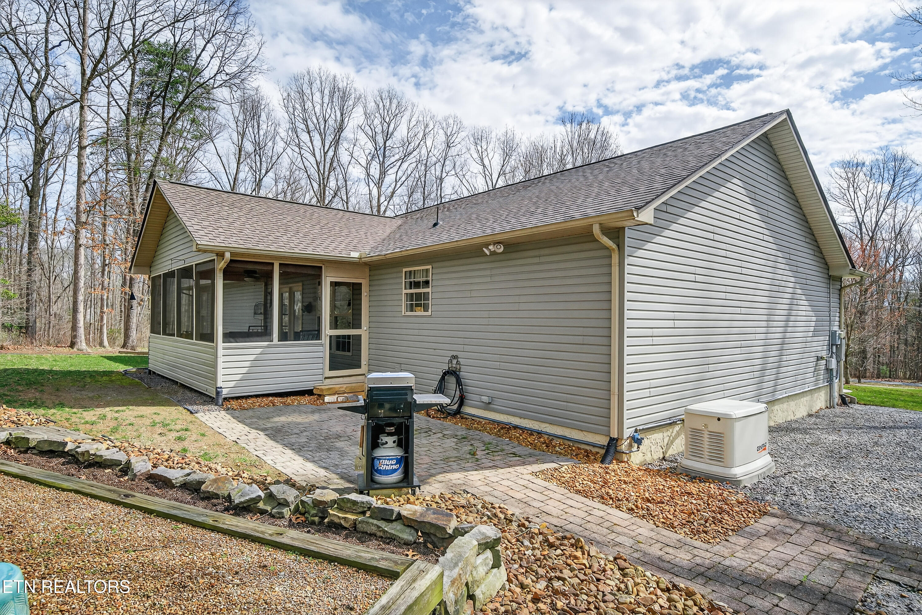 5 Warpath Circle Crossville TN 38572