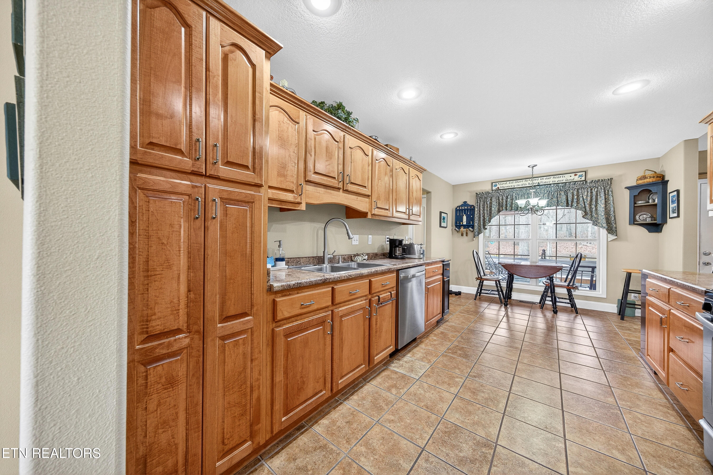 5 Warpath Circle Crossville TN 38572