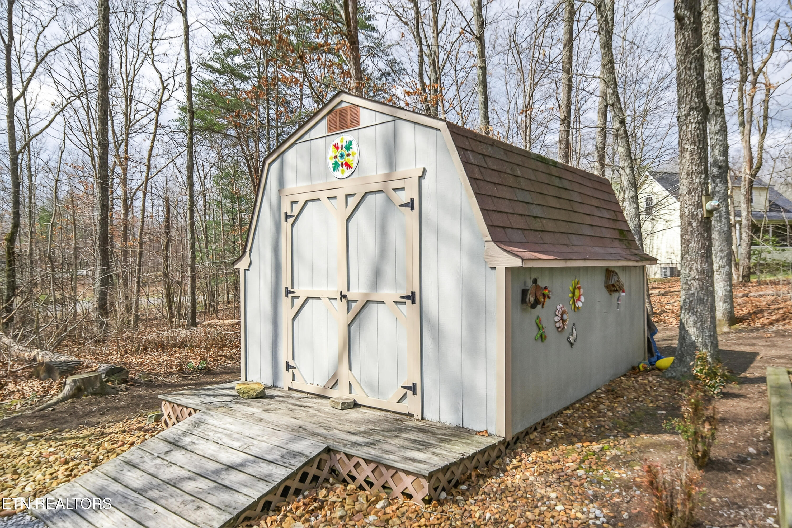 5 Warpath Circle Crossville TN 38572