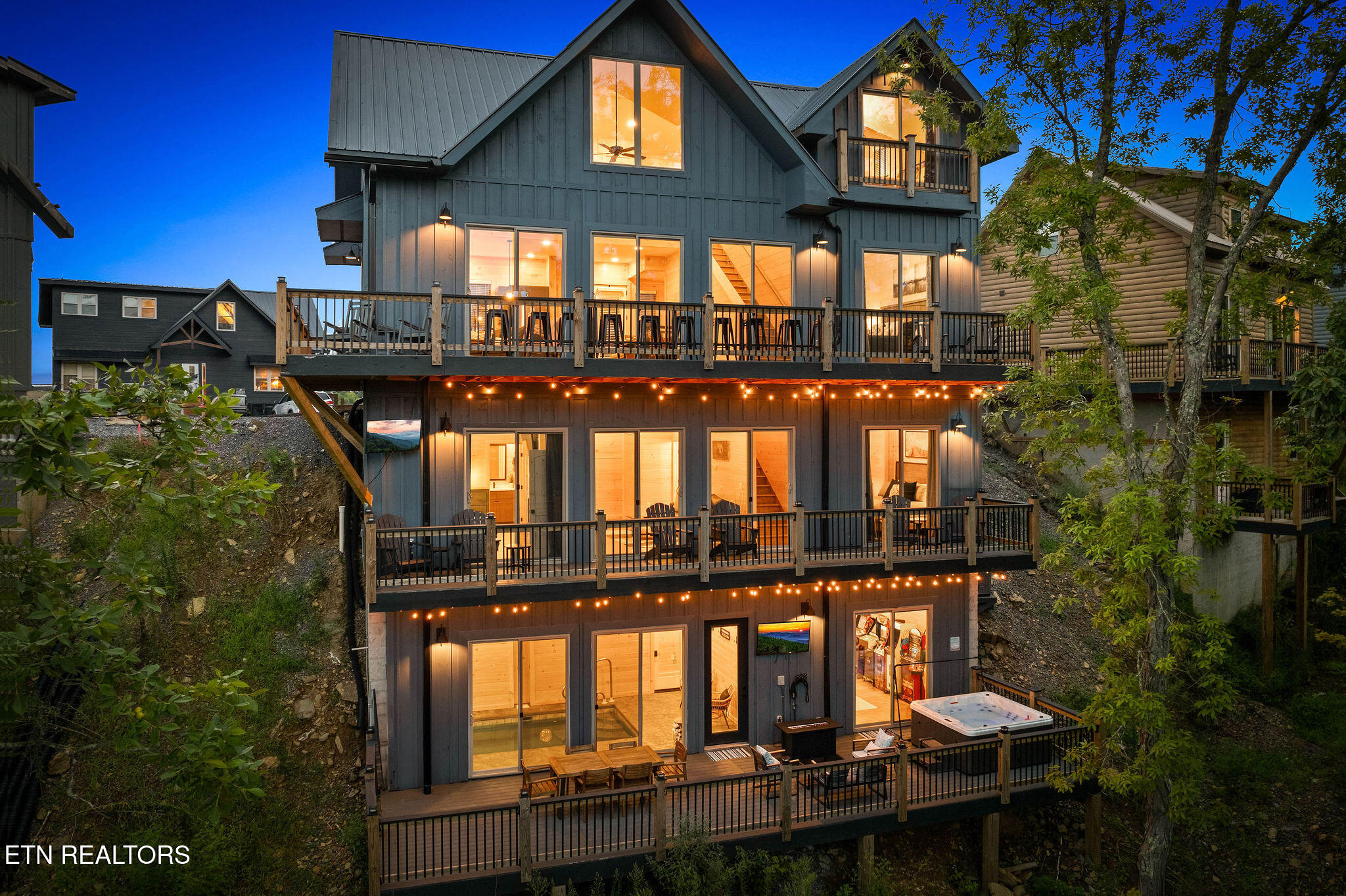 1390 Lake Haven Way Sevierville TN 37876