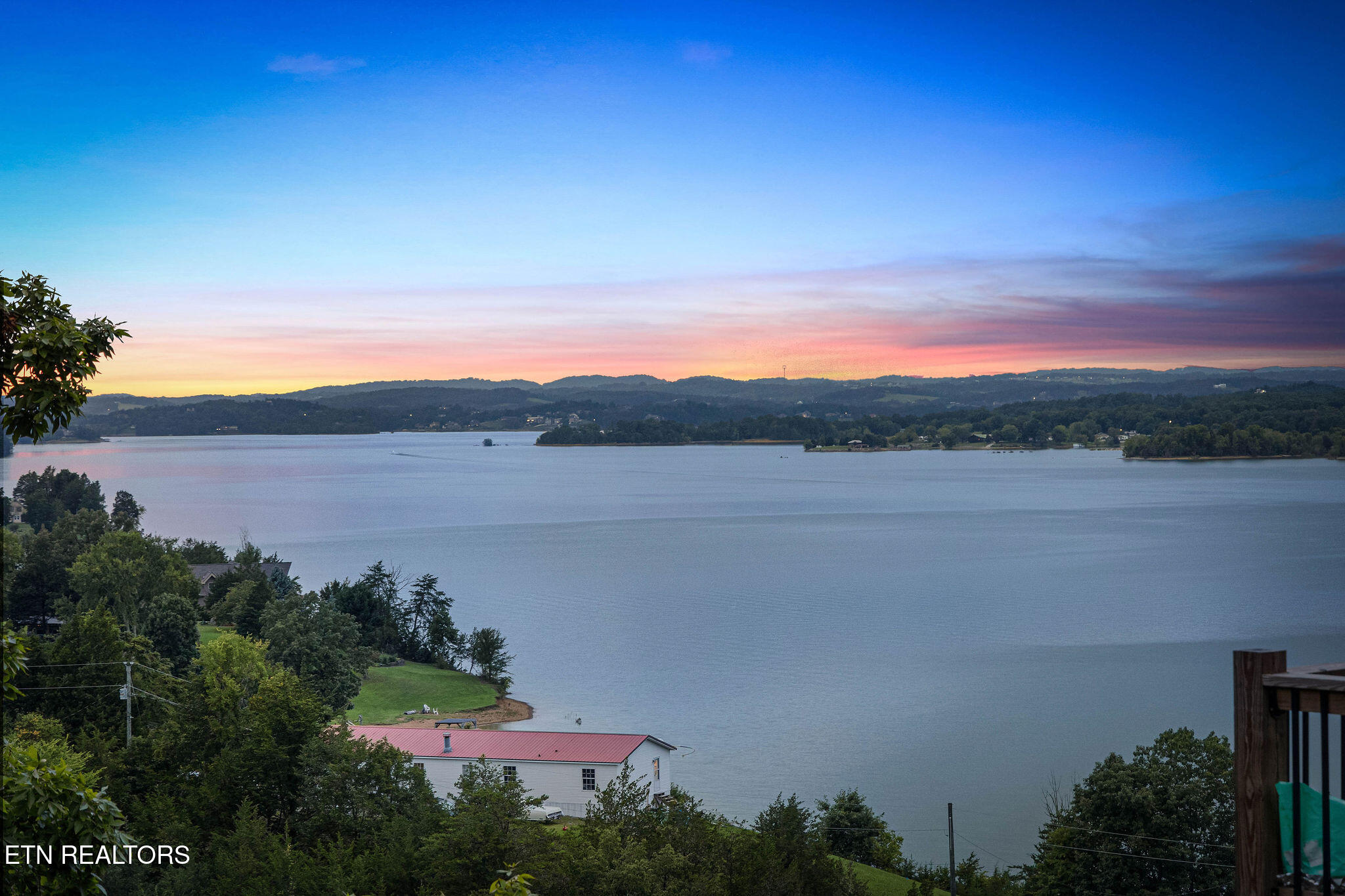 1390 Lake Haven Way Sevierville TN 37876