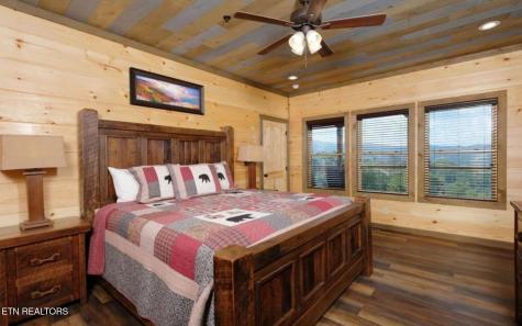240 Stone Fence Lane Gatlinburg TN 37738