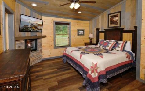 240 Stone Fence Lane Gatlinburg TN 37738