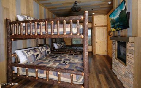 240 Stone Fence Lane Gatlinburg TN 37738