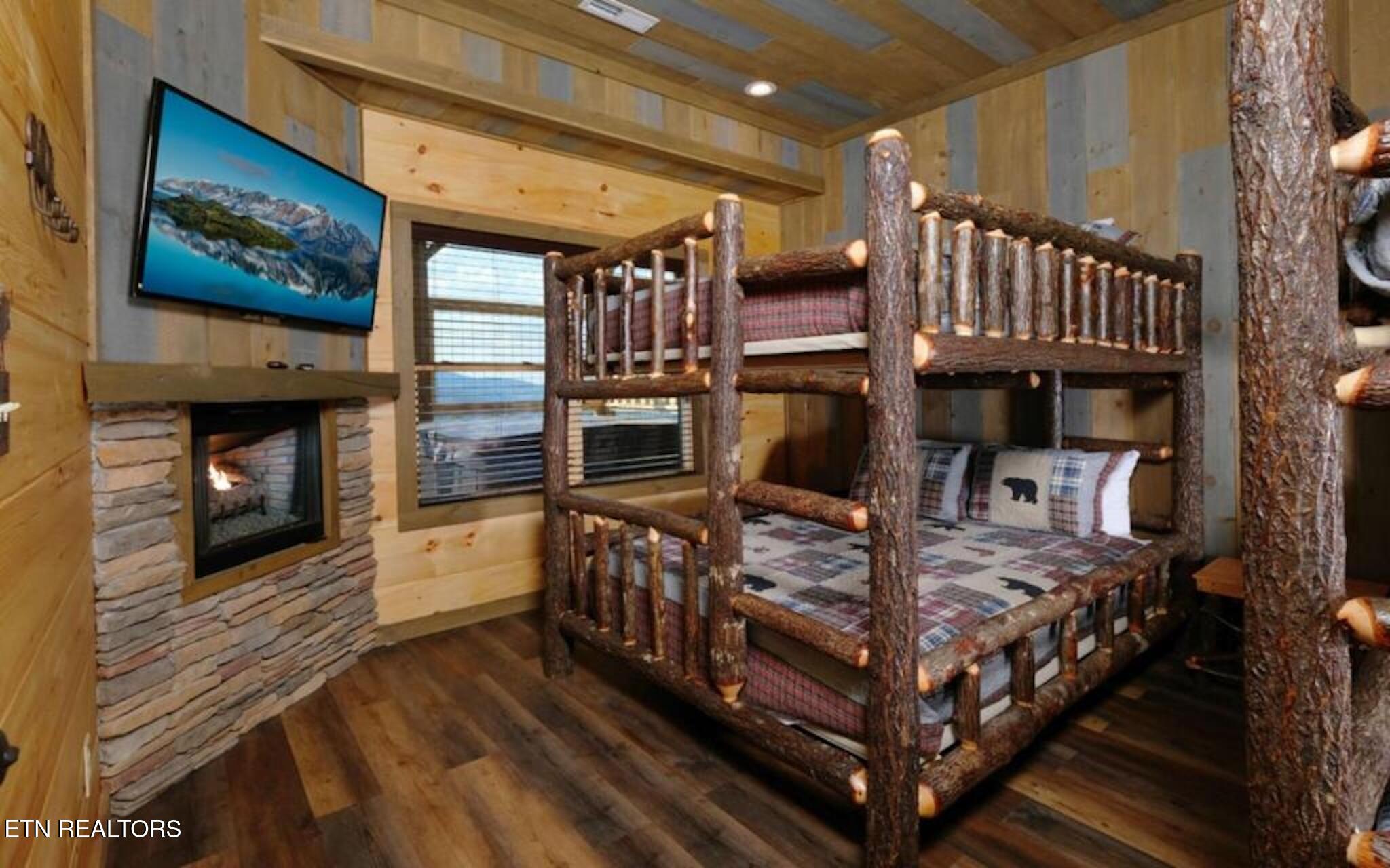 240 Stone Fence Lane Gatlinburg TN 37738
