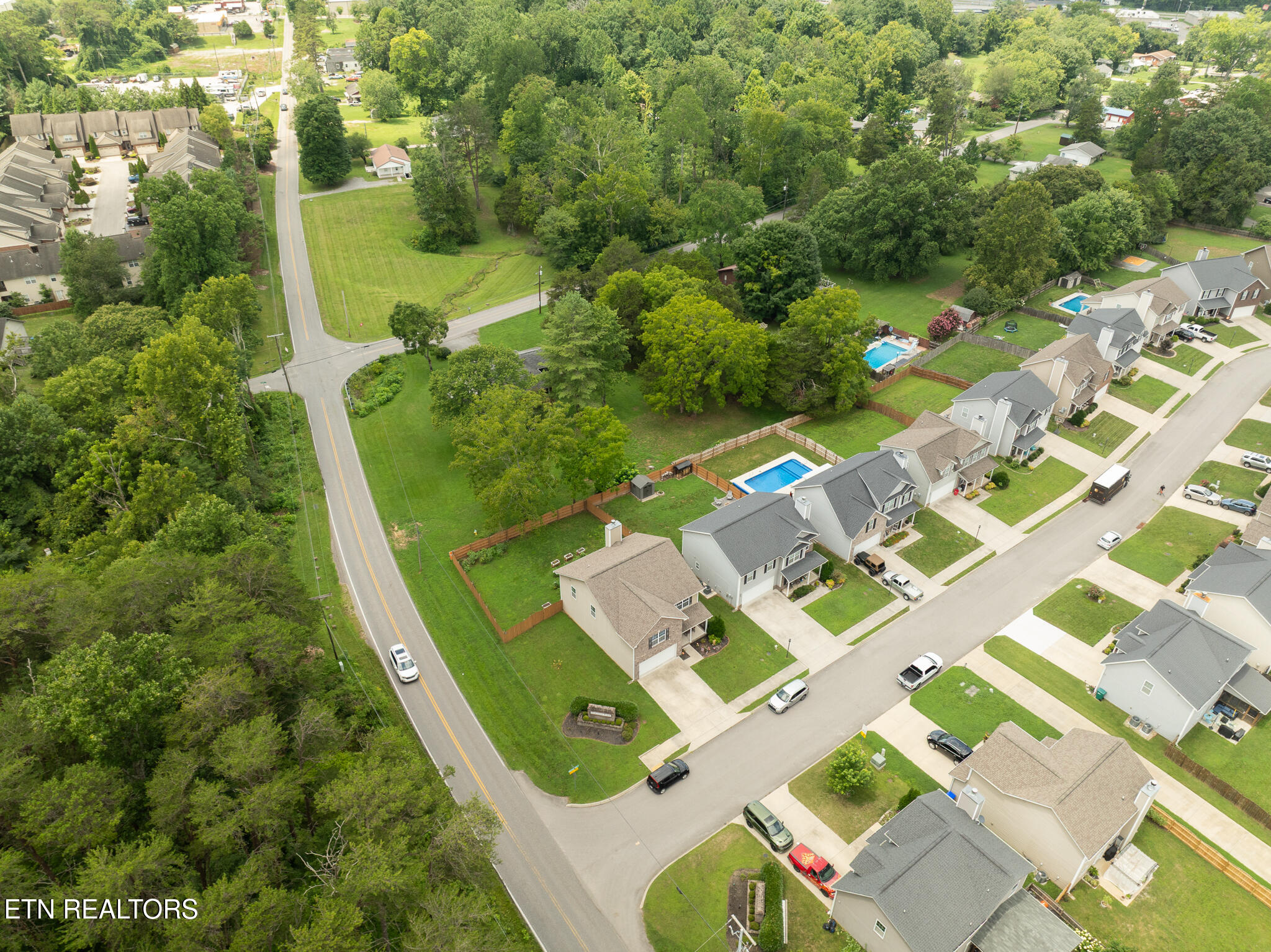 6901 Holliday Park Lane Knoxville TN 37918