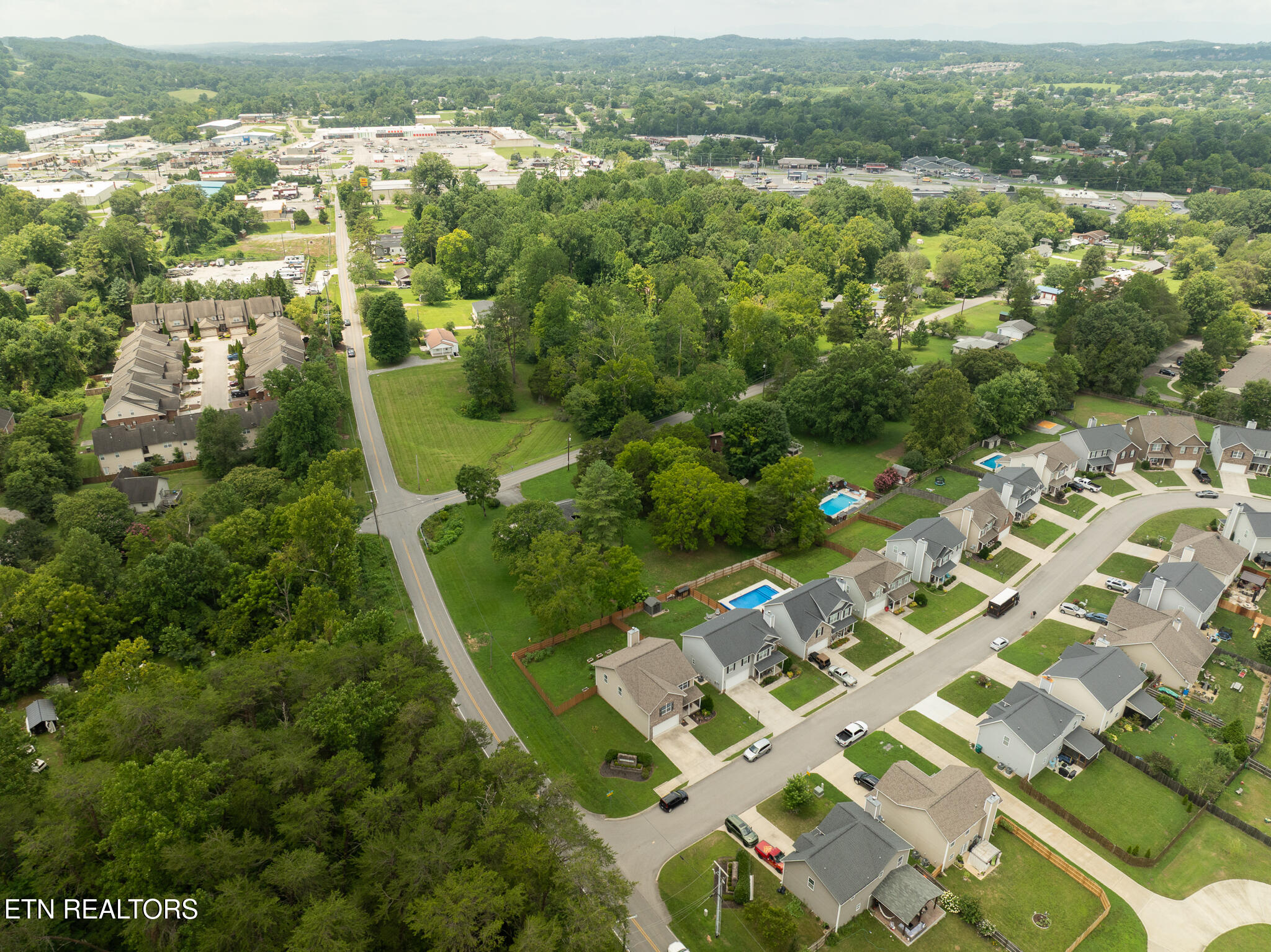 6901 Holliday Park Lane Knoxville TN 37918