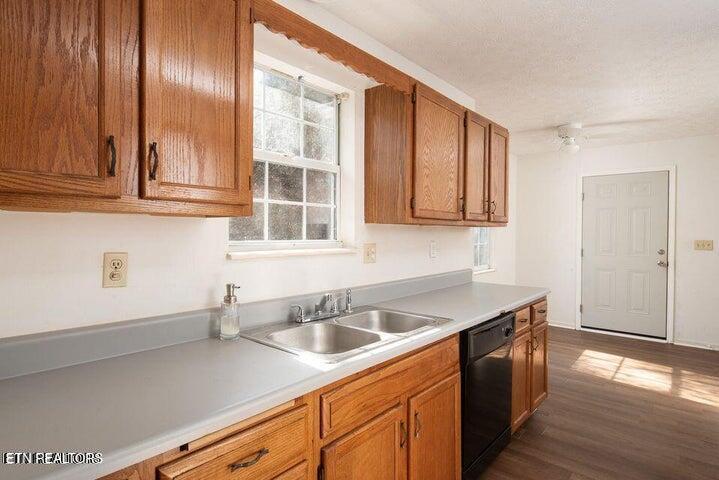 517 Bowman Bend Road Harriman TN 37748