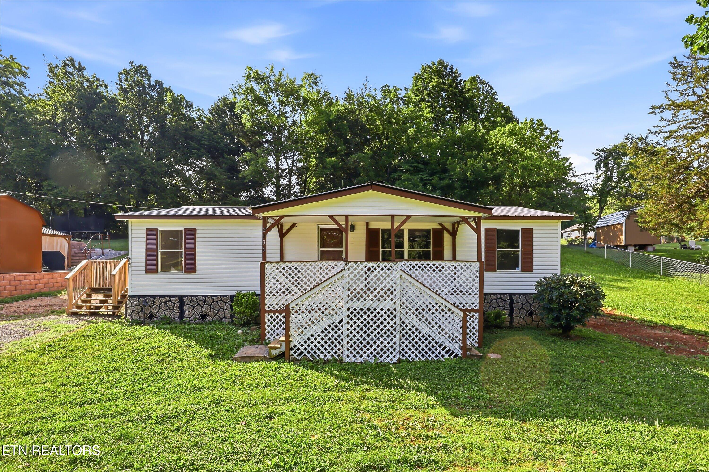 2136 Tuckaleechee Pike Maryville TN 37803