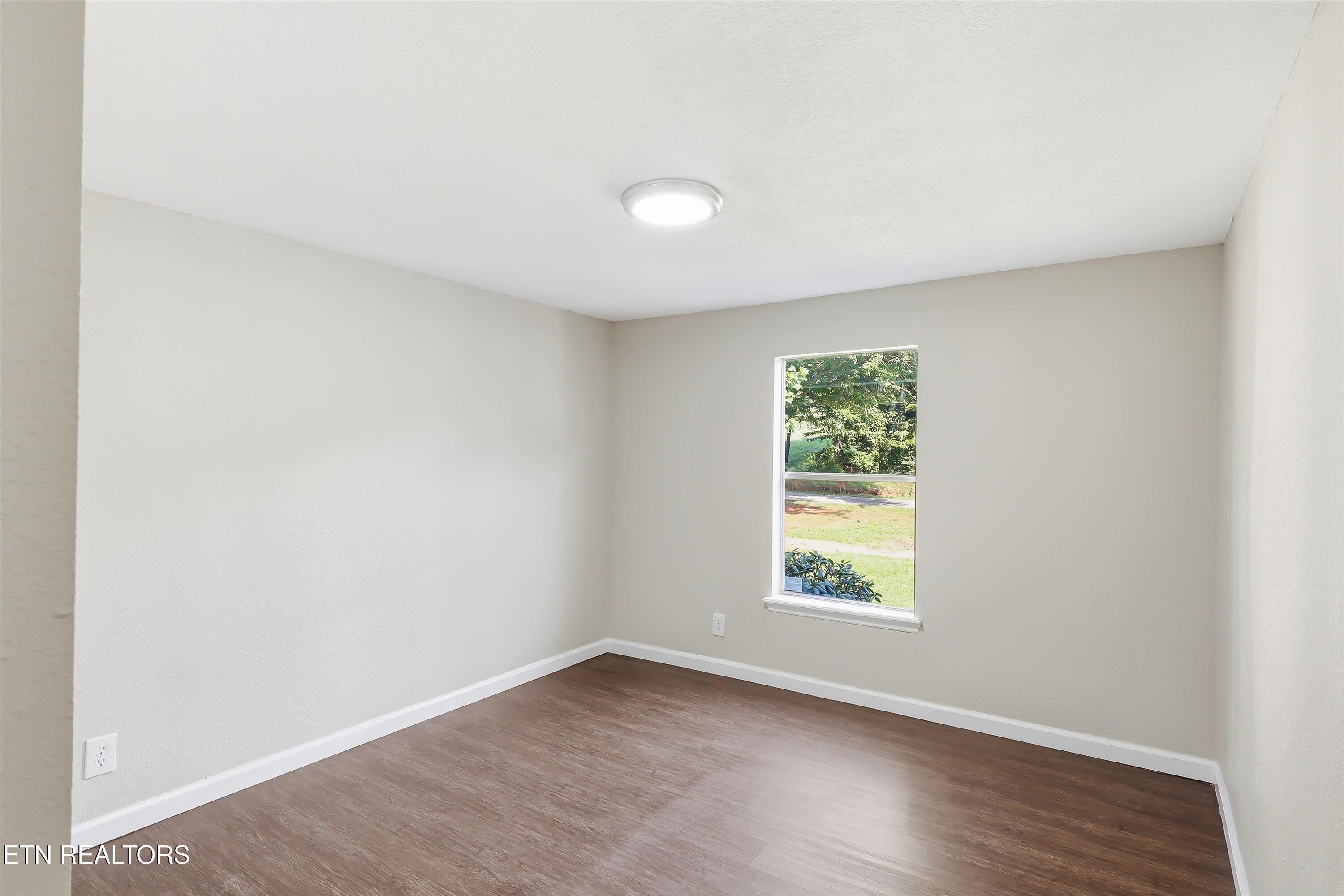 2136 Tuckaleechee Pike Maryville TN 37803