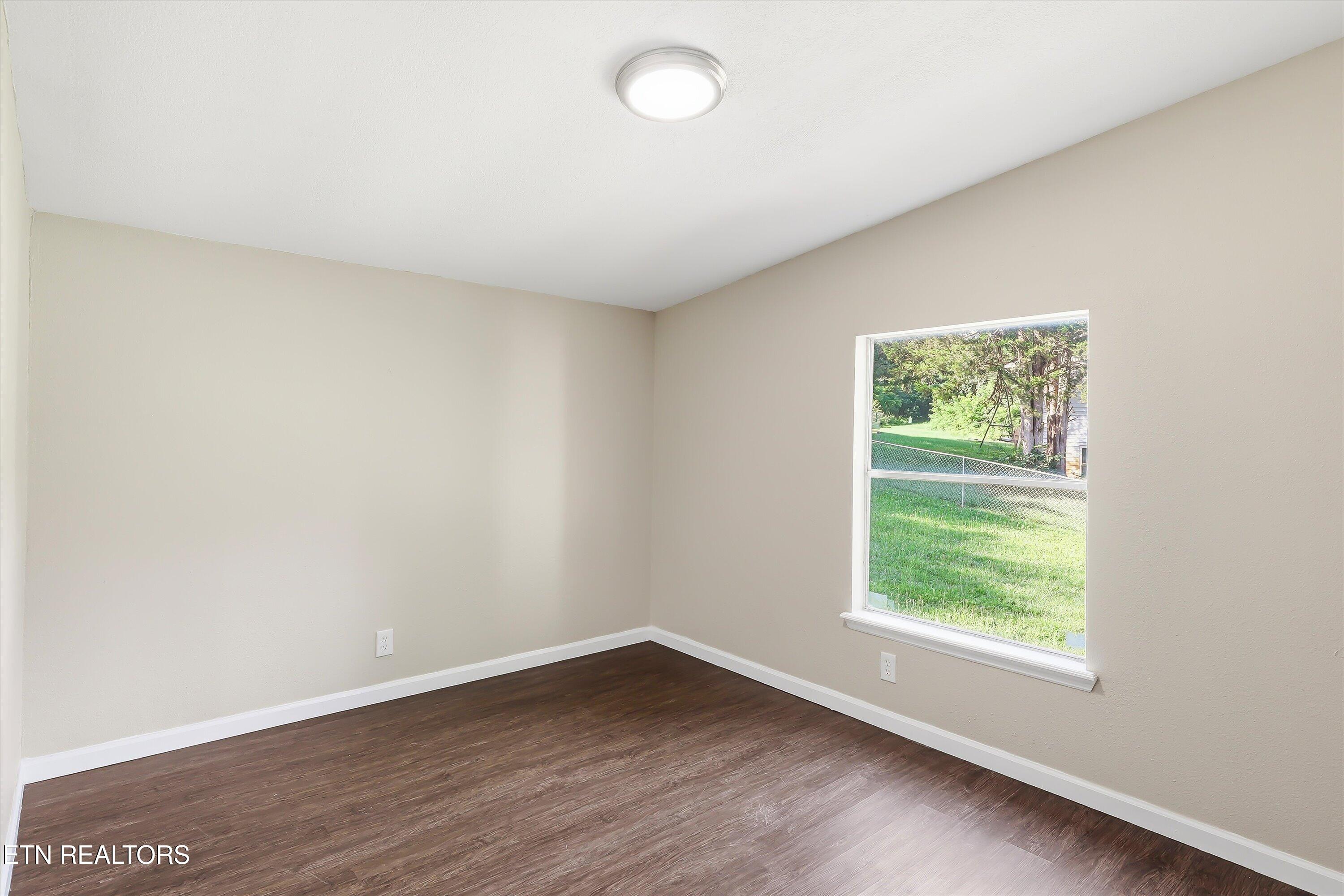 2136 Tuckaleechee Pike Maryville TN 37803