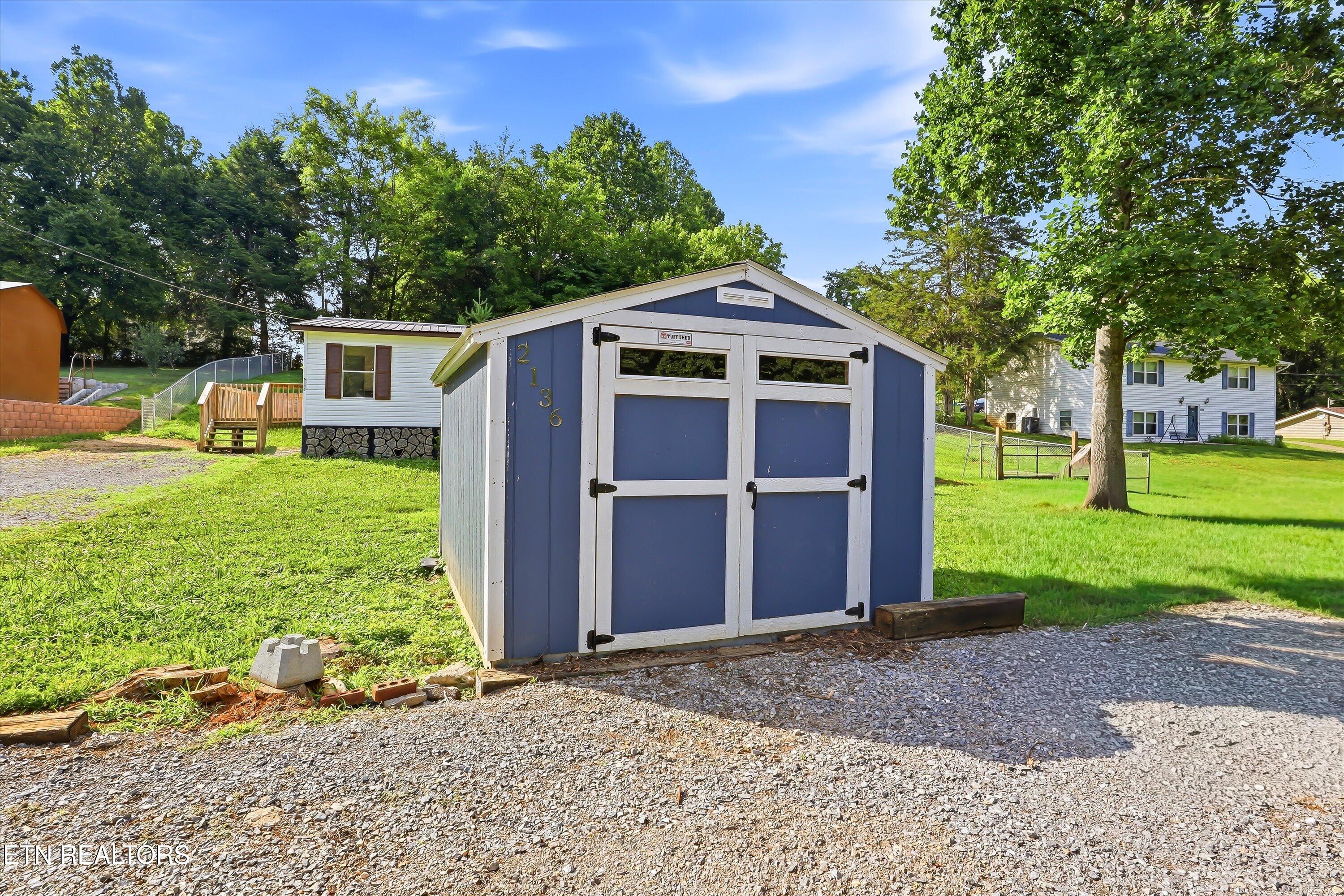 2136 Tuckaleechee Pike Maryville TN 37803