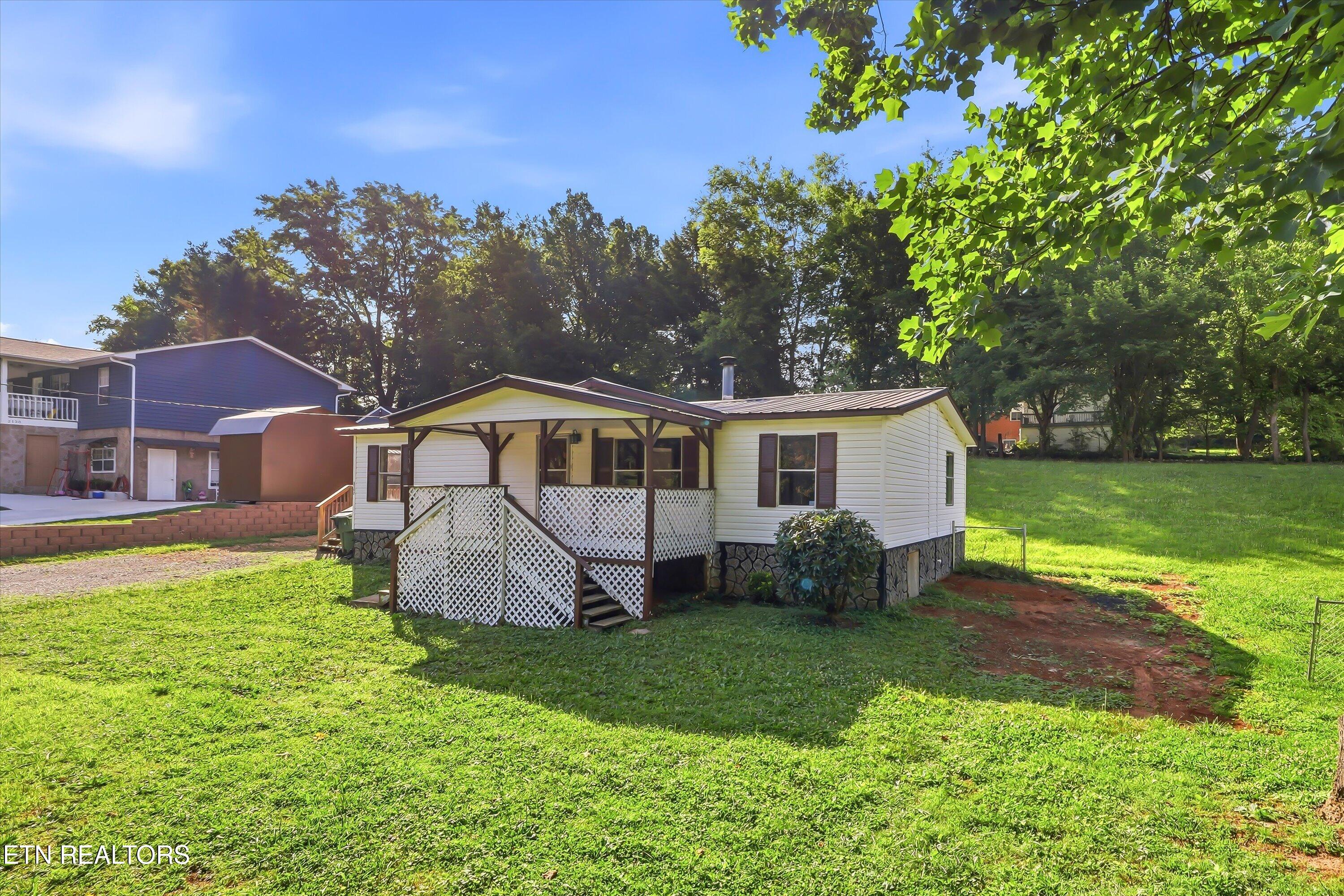 2136 Tuckaleechee Pike Maryville TN 37803
