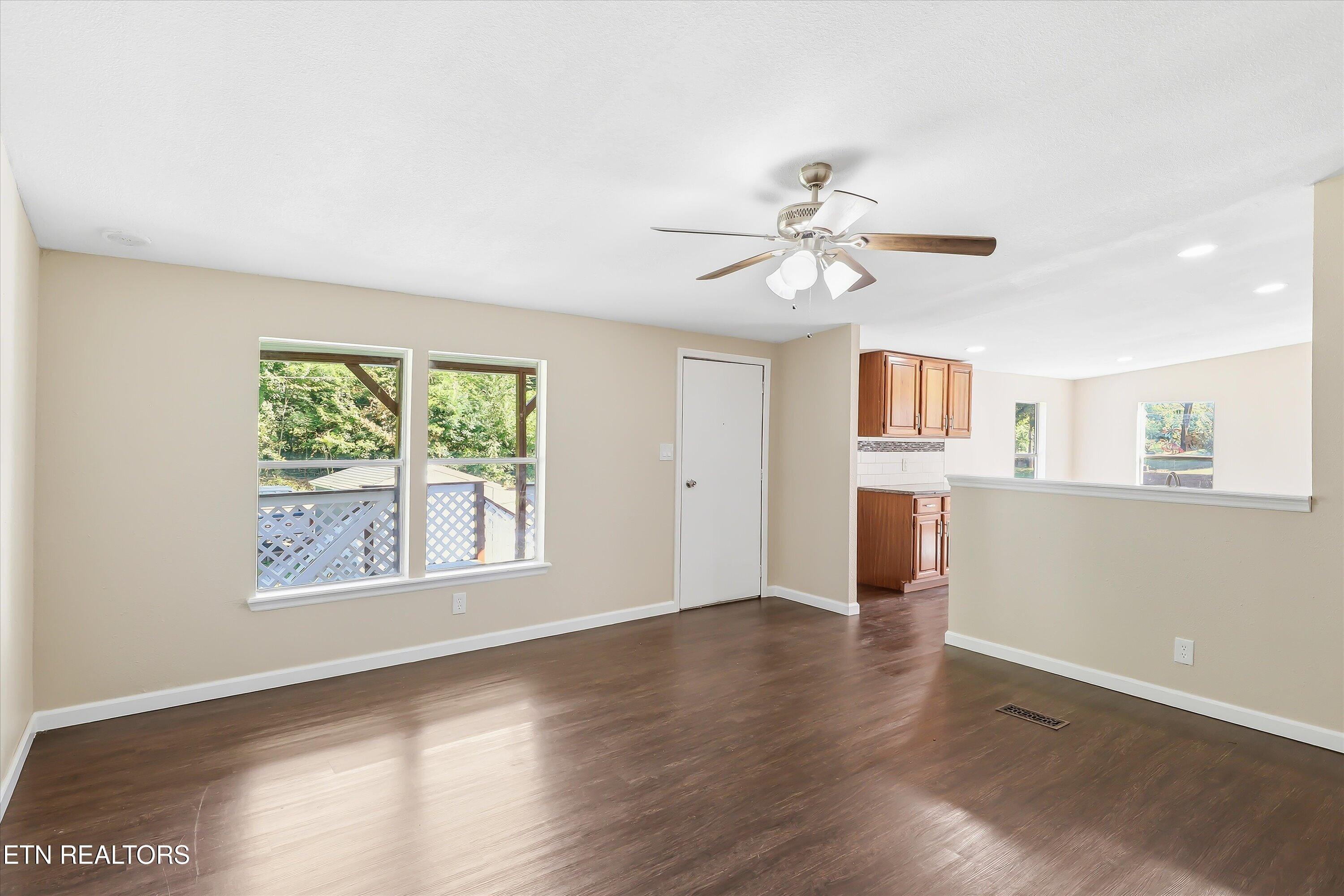 2136 Tuckaleechee Pike Maryville TN 37803