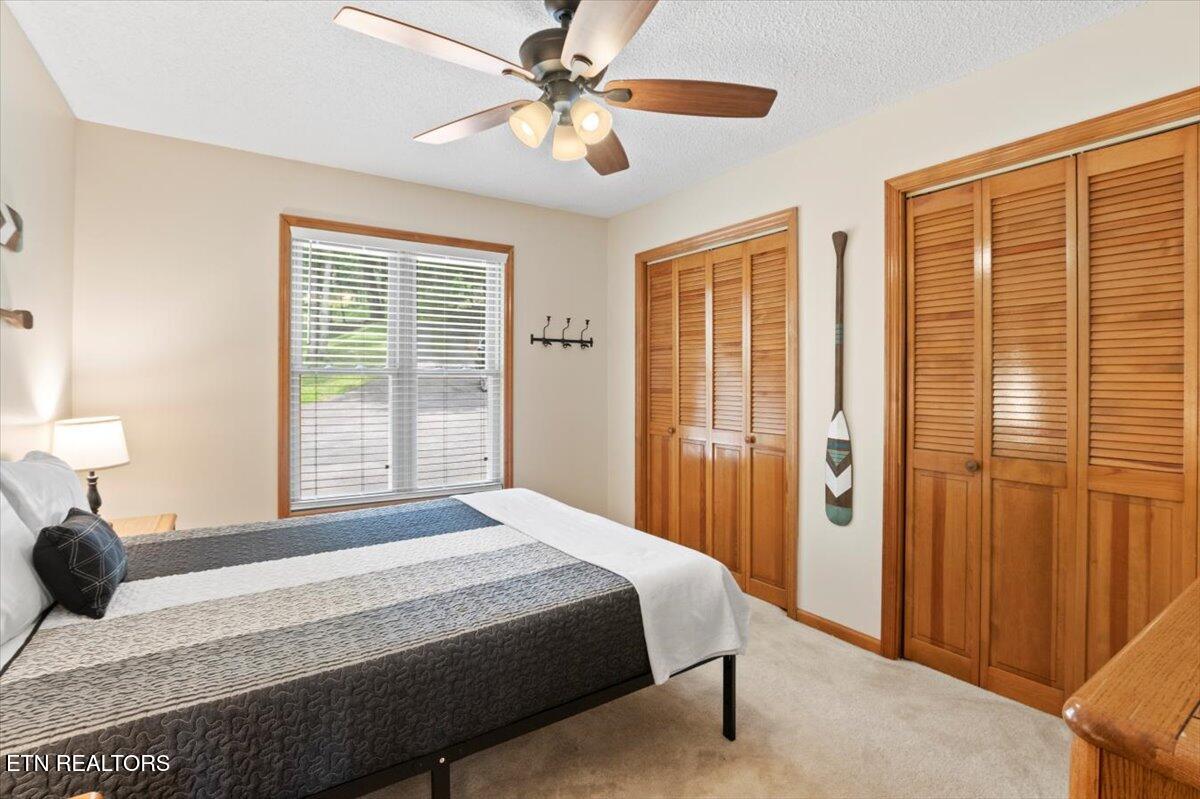 824 Deerfield Way Lafollette TN 37766