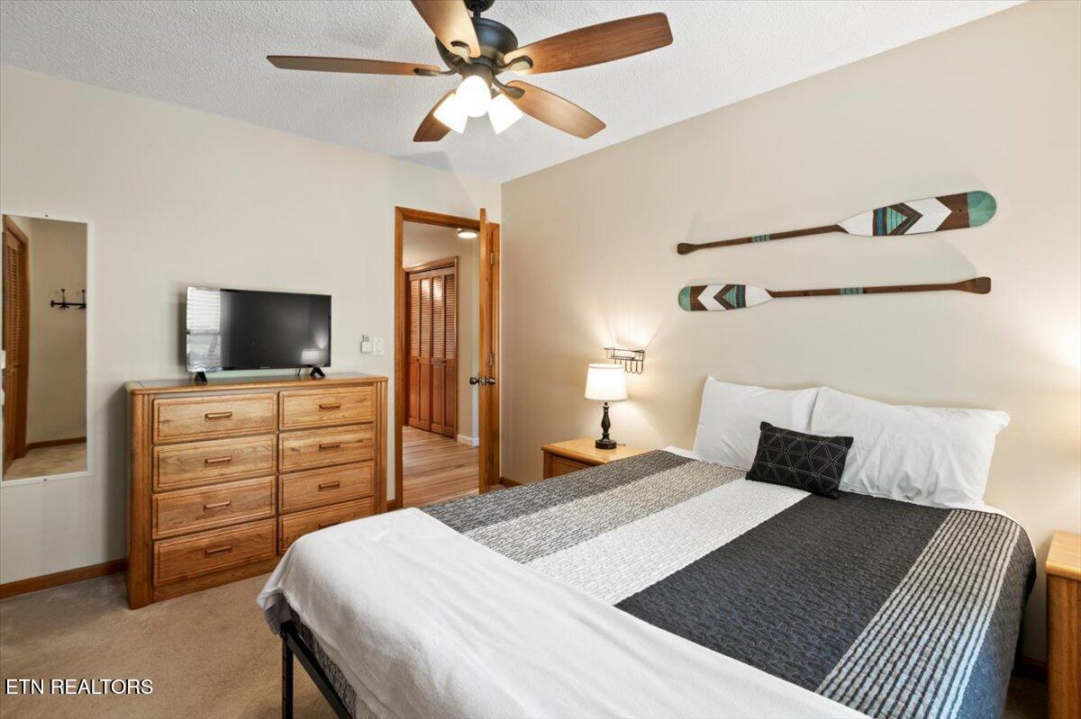 824 Deerfield Way Lafollette TN 37766