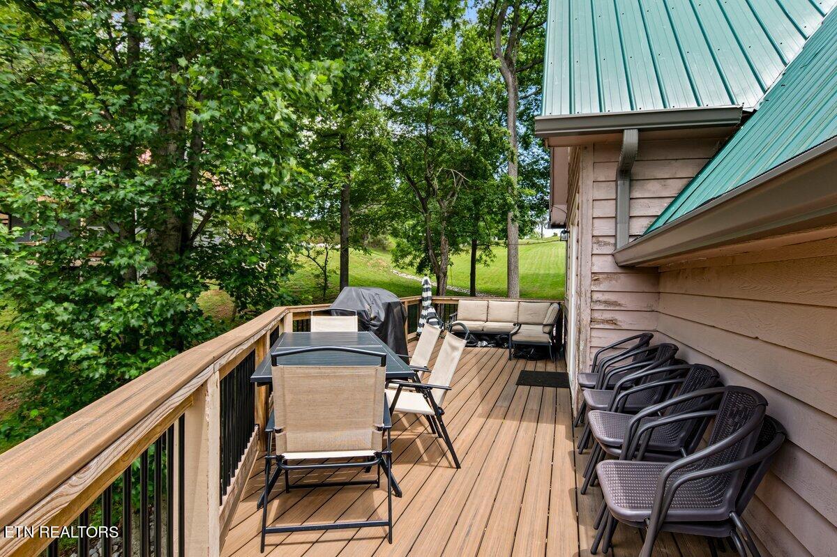 824 Deerfield Way Lafollette TN 37766
