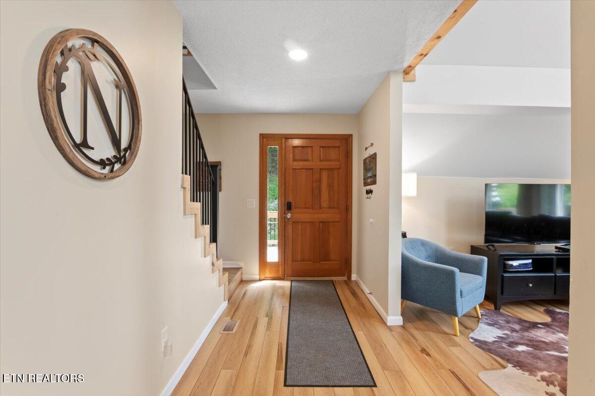 824 Deerfield Way Lafollette TN 37766