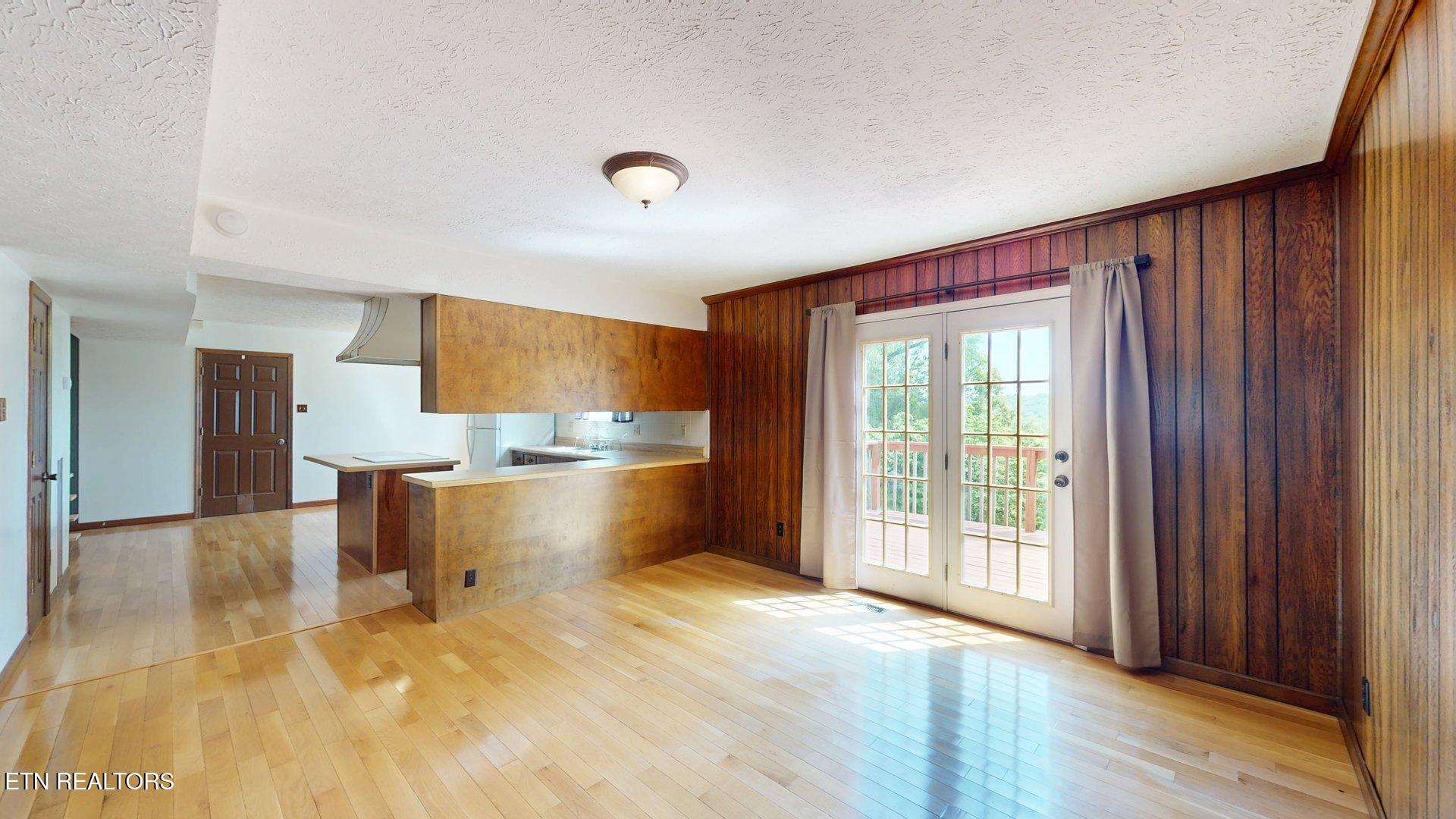 205 Vintage Lane Clinton TN 37716