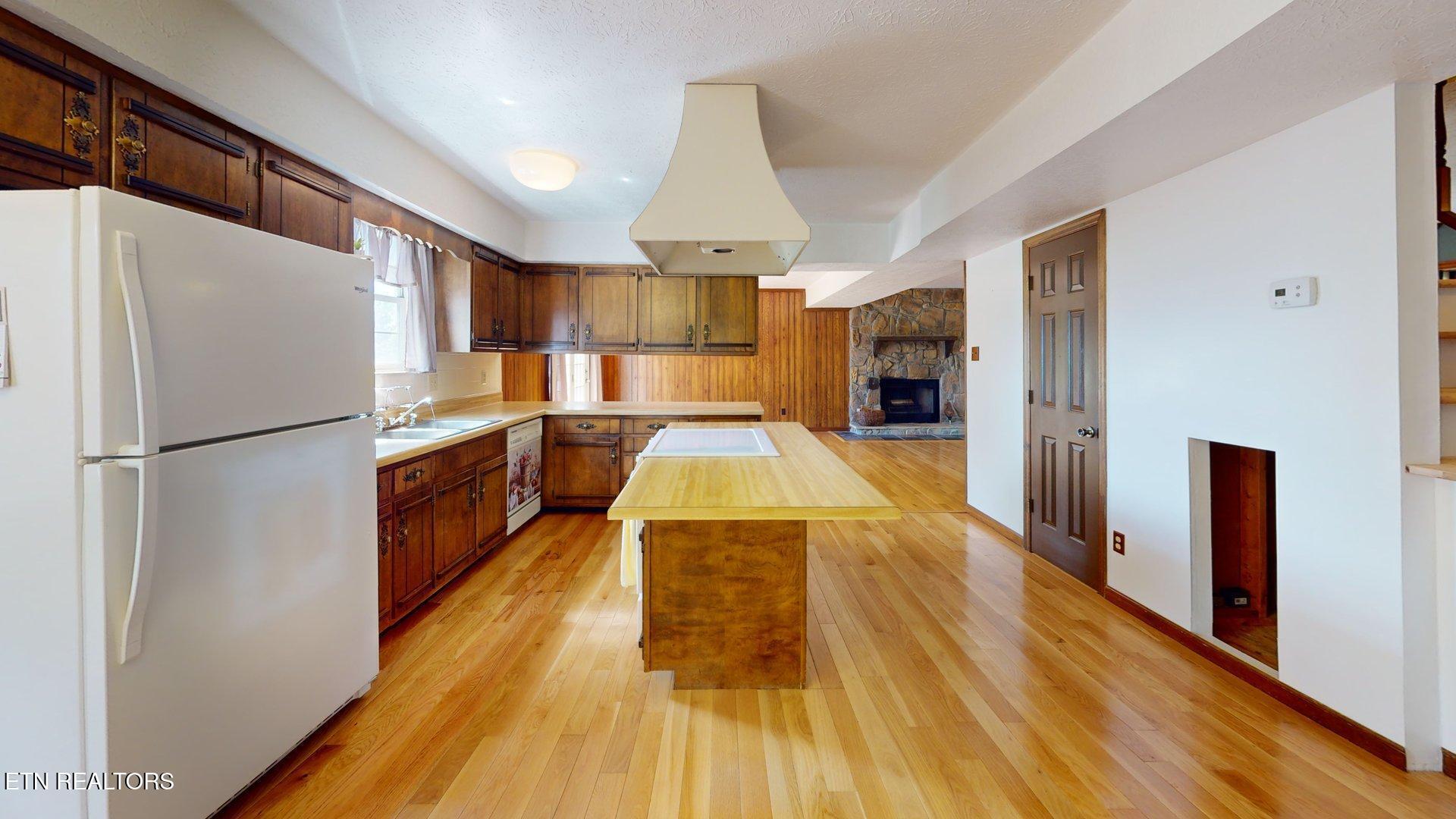 205 Vintage Lane Clinton TN 37716
