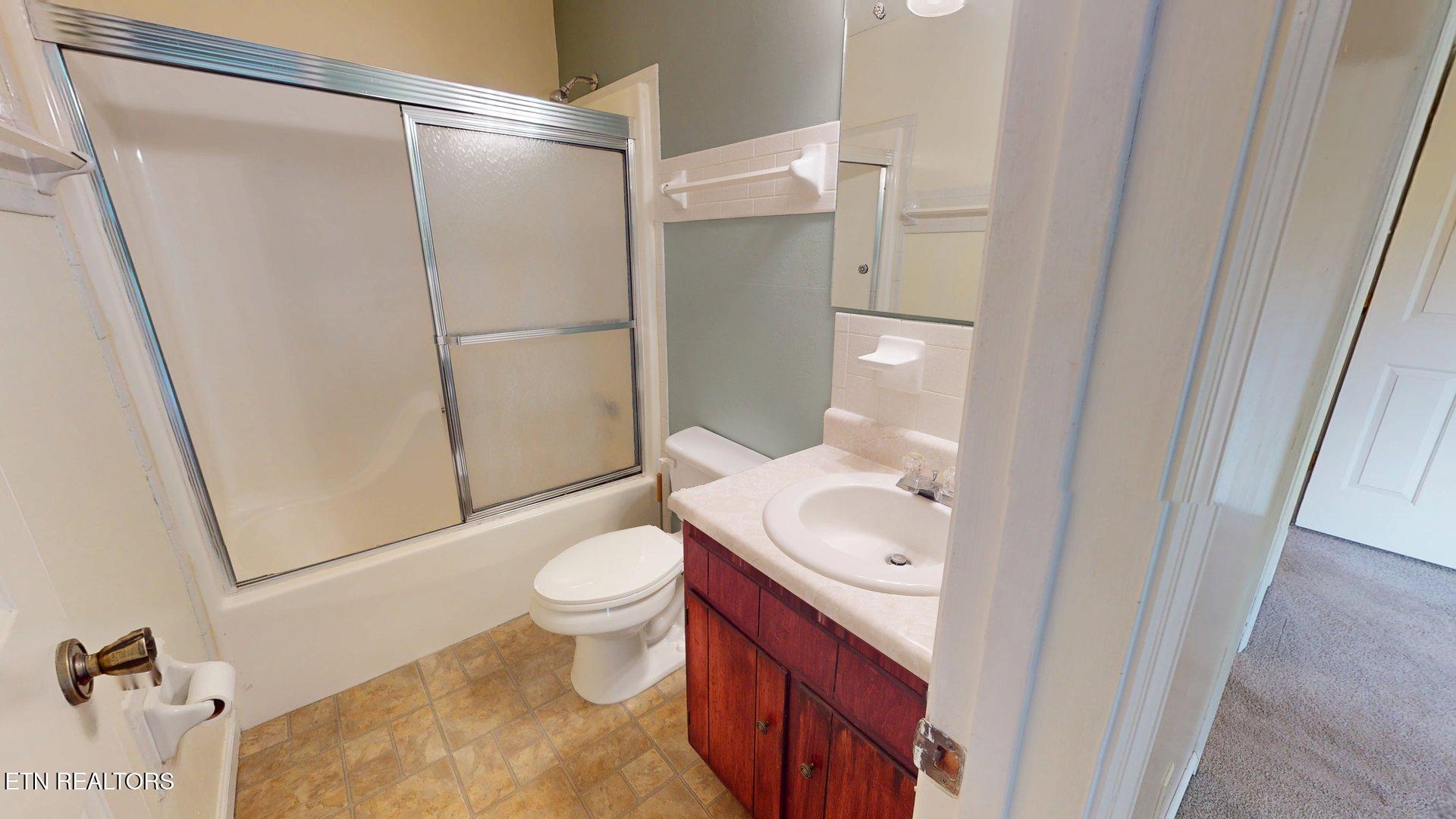205 Vintage Lane Clinton TN 37716